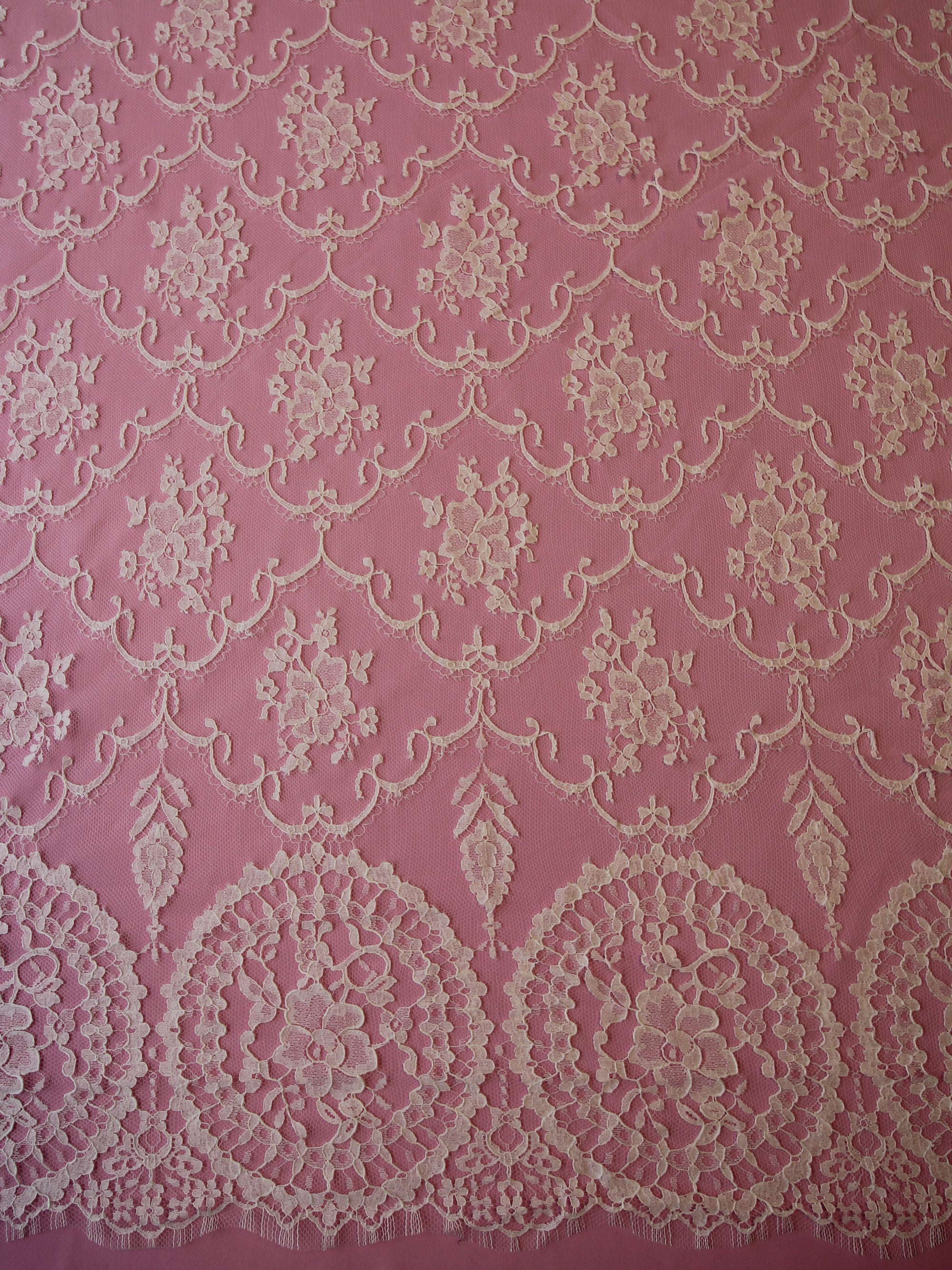 Vintage Wedding Lace Loveliness!