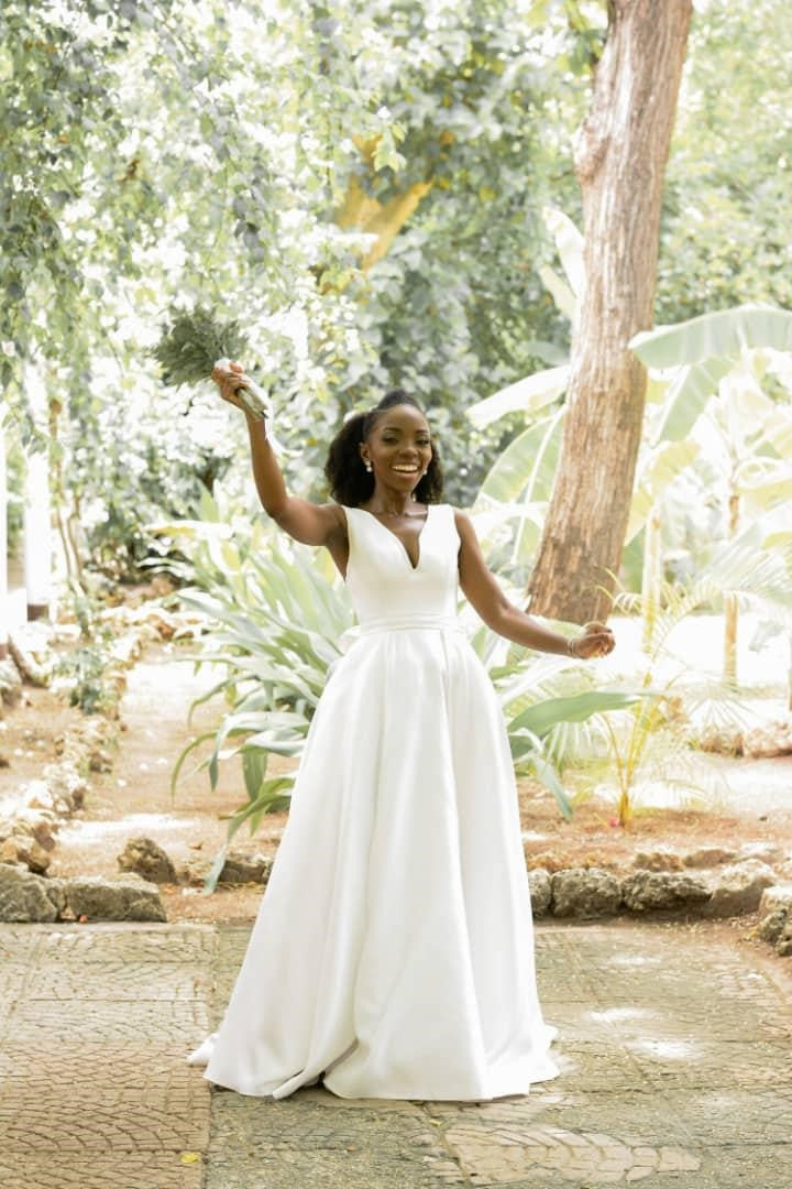 Wedding dress using ivory heavy stretch satin Queen Wedding dress using ivory heavy stretch satin Queen