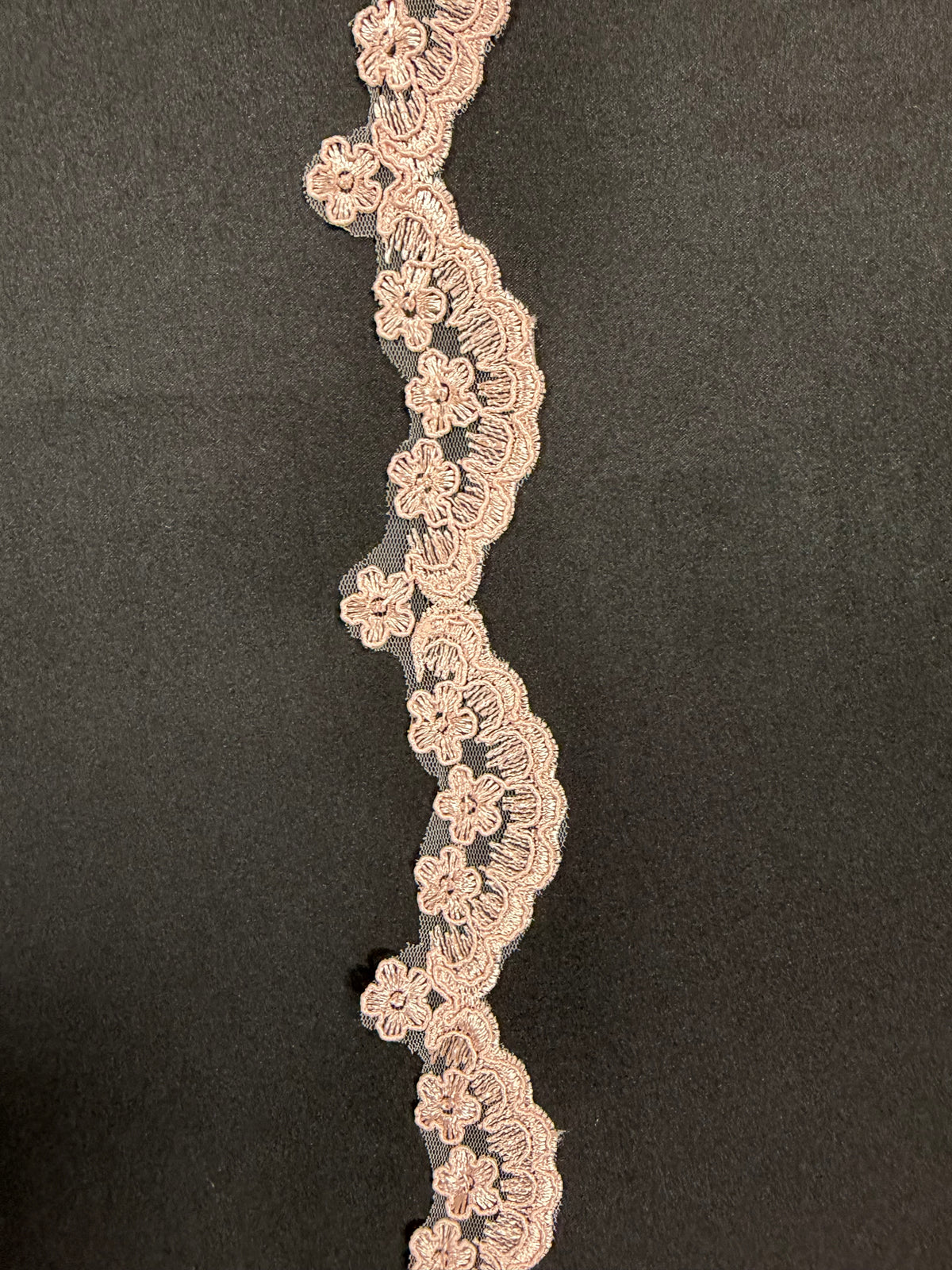 Antique Rose Corded Sequin Edging - T713