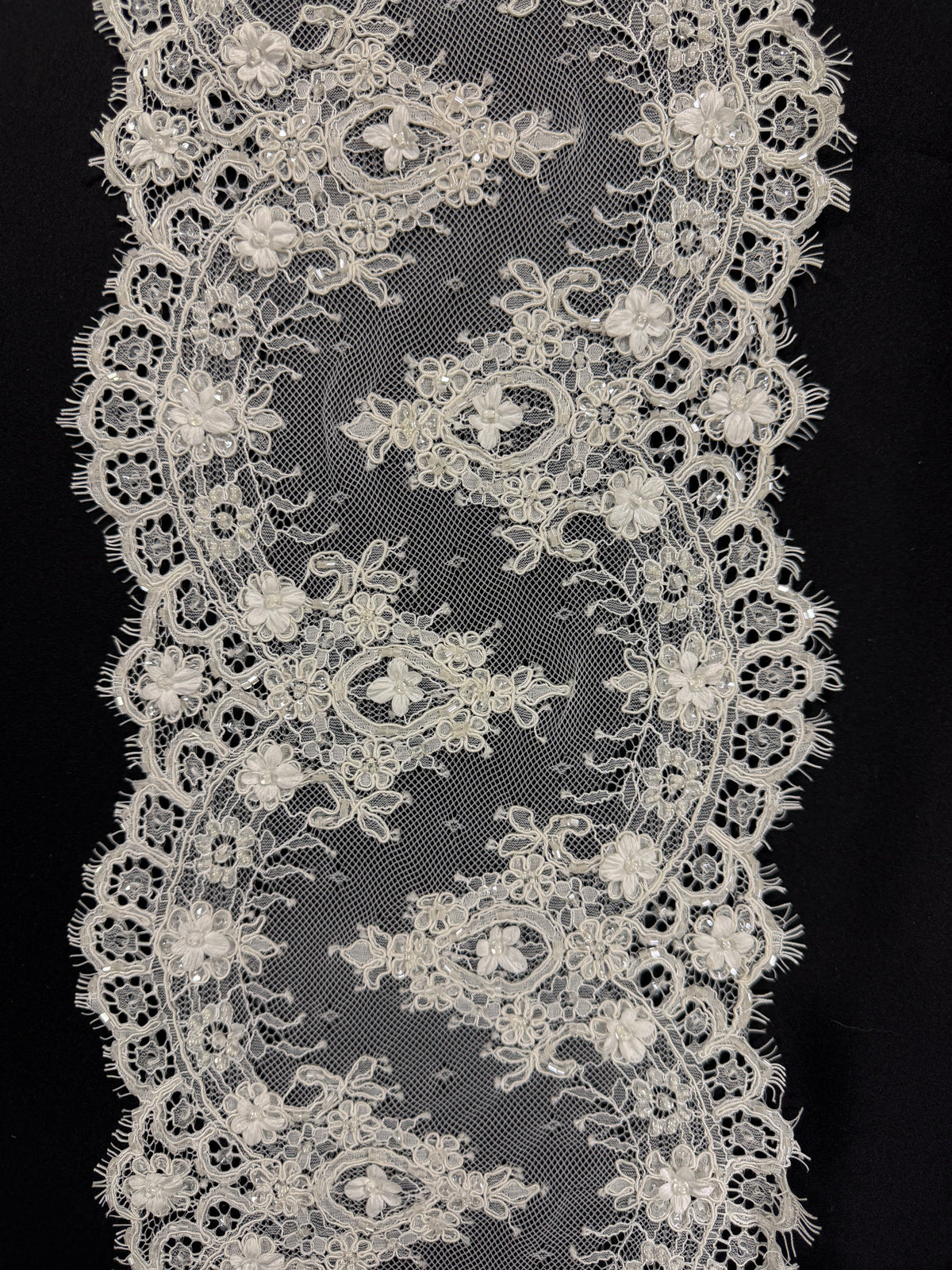 Ivory Corded and Beaded Lace Trim - T680