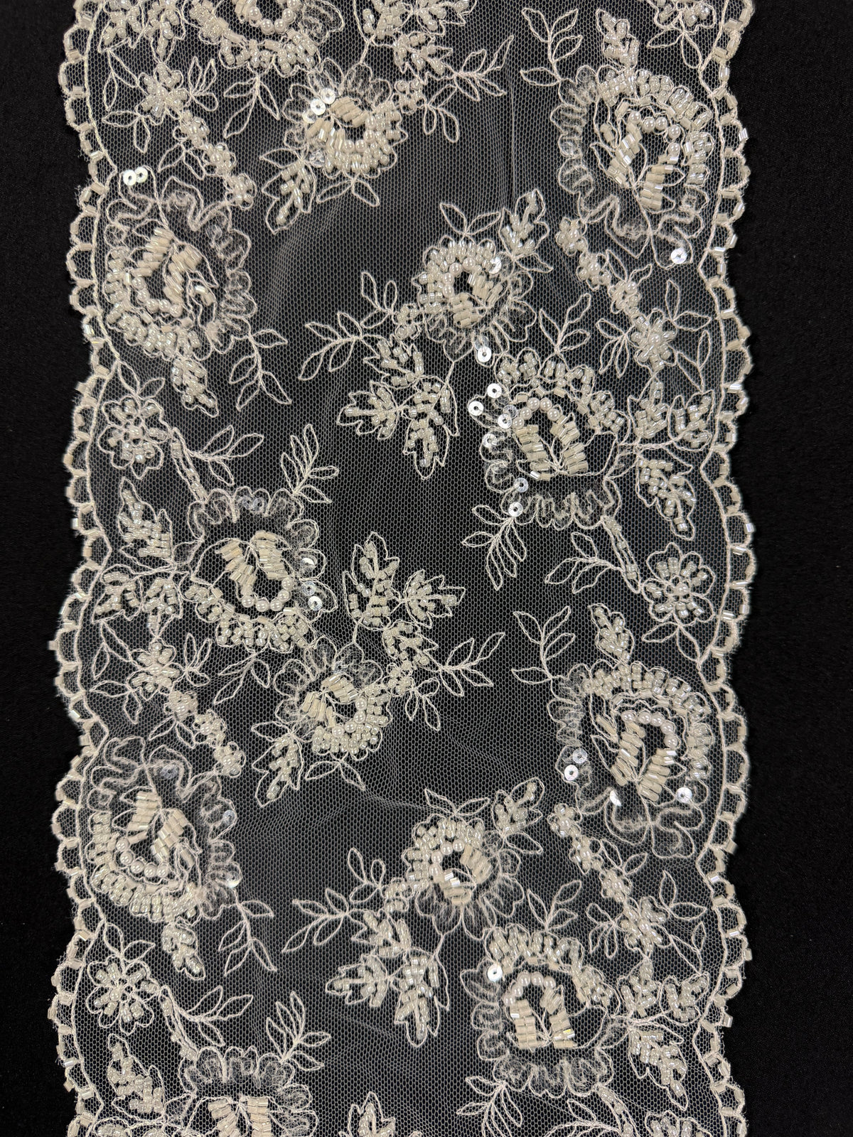 Ivory Raschel Lace Trim - T627