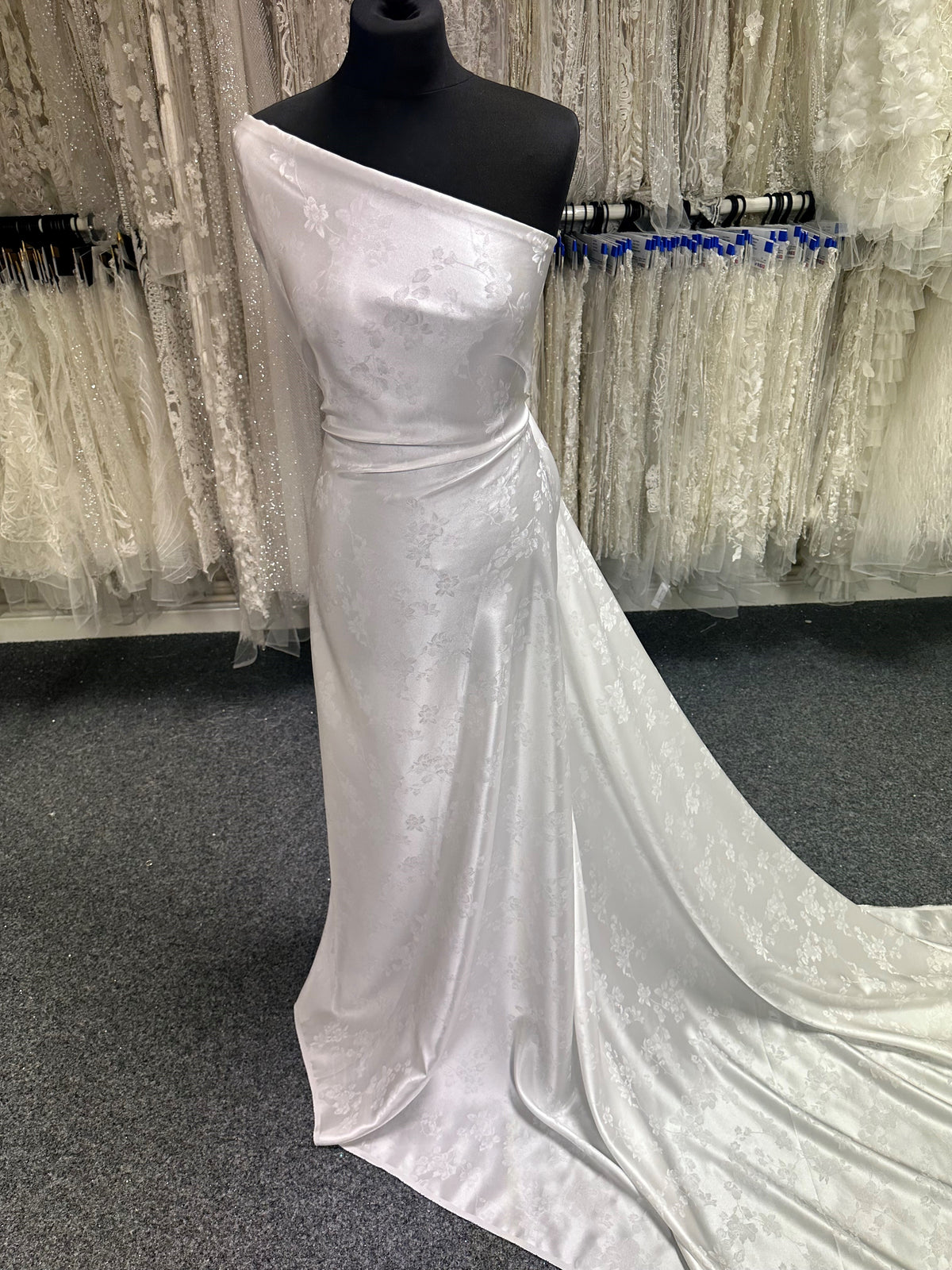 Ivory Silk Jacquard - Oakland