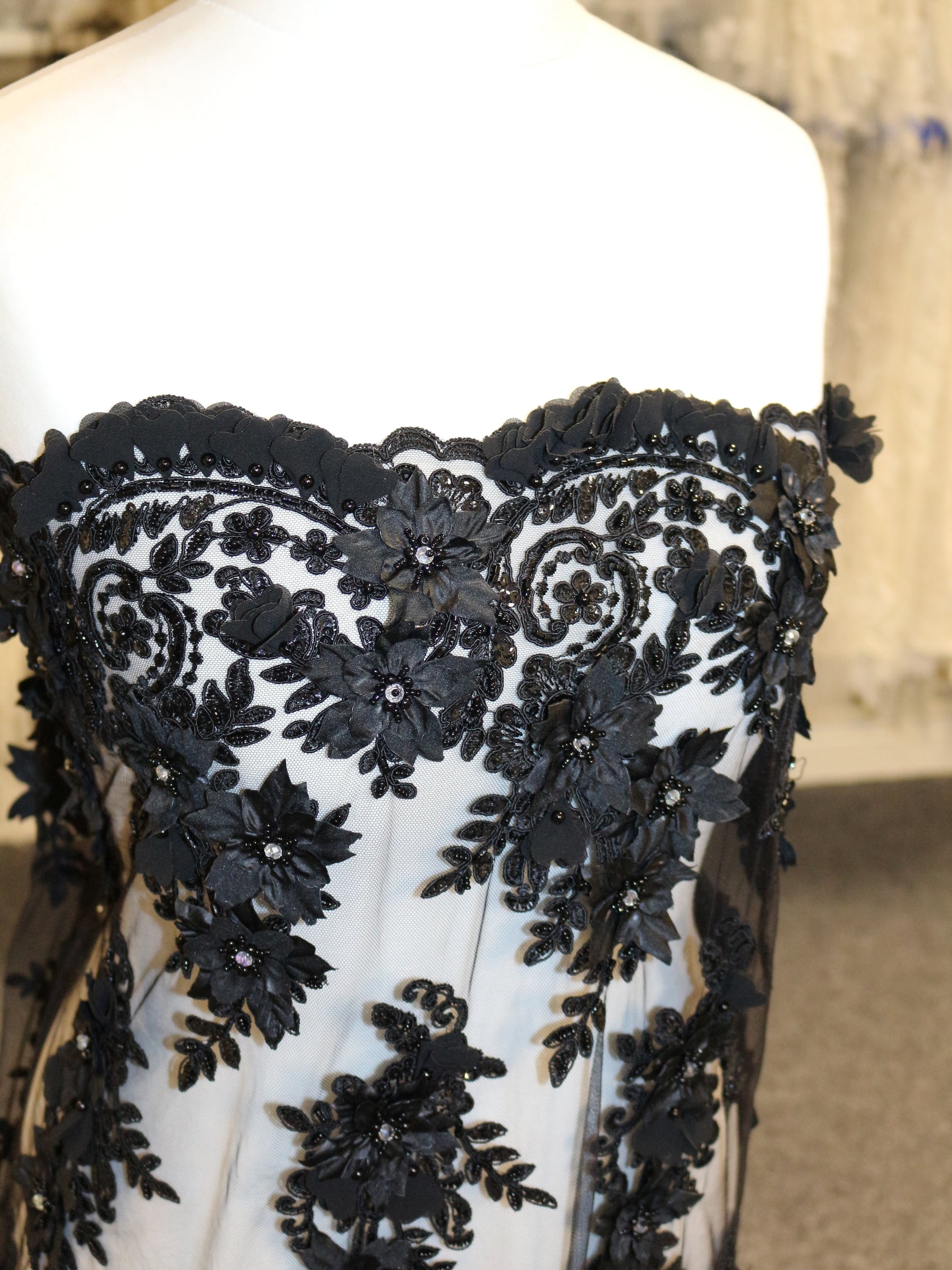 Black Beaded Lace - Quinn