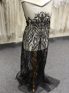 Black Embroidered Lace - Hortense