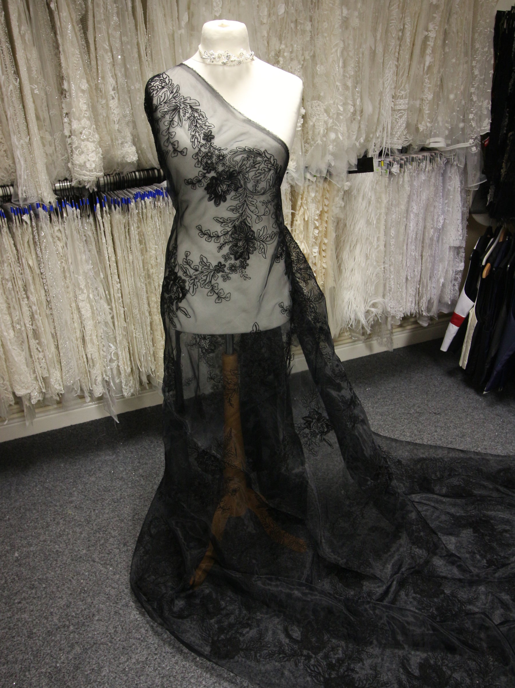 Black Embroidered Organza - Wanda