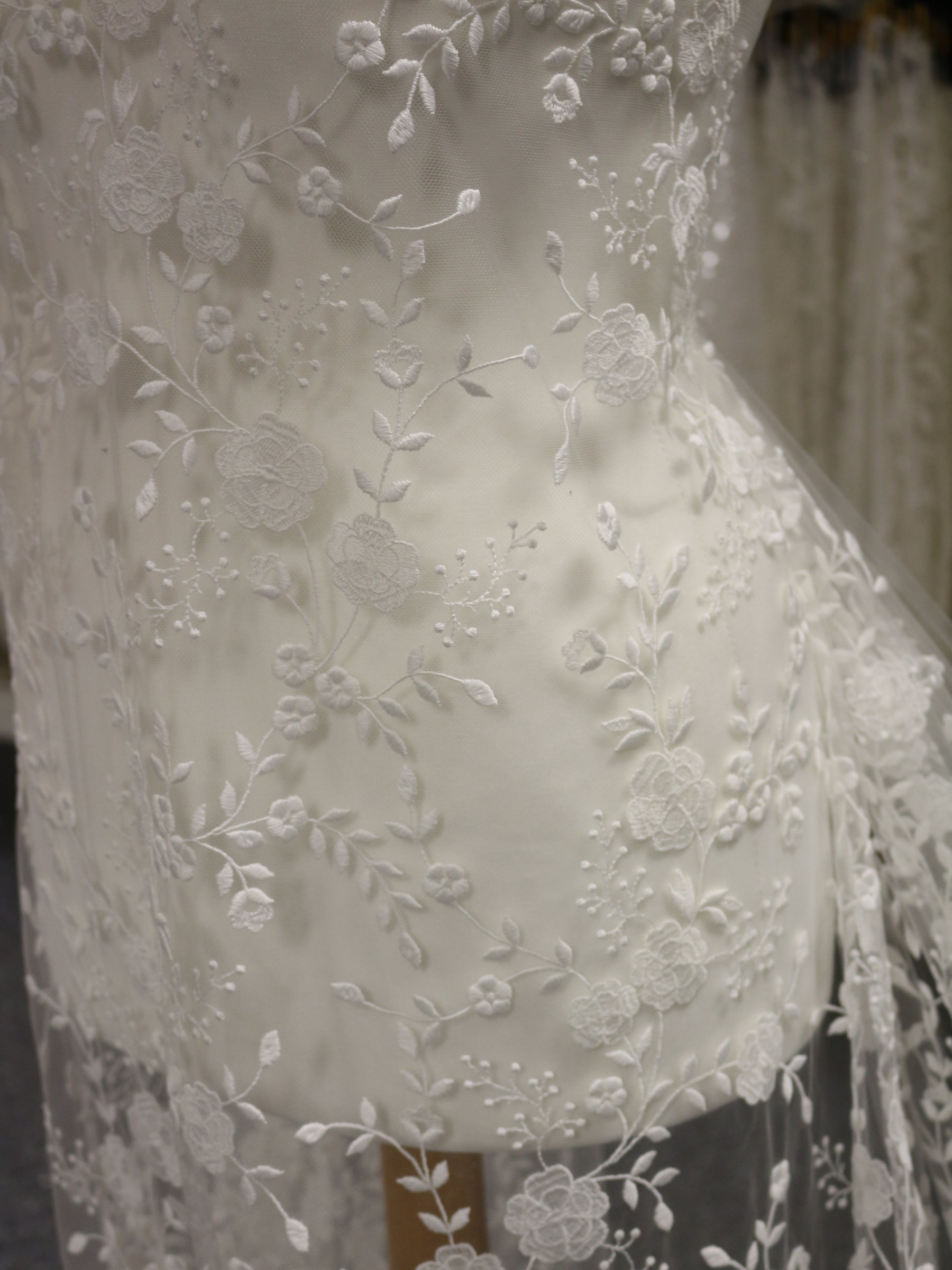 Italian Embroidery Lace - Bonet