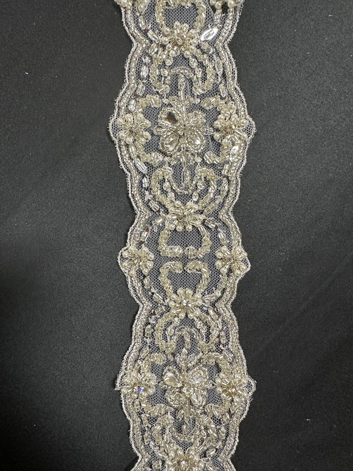 Ivory Crystal and Bead Trim – CT/M 1831 (CF)