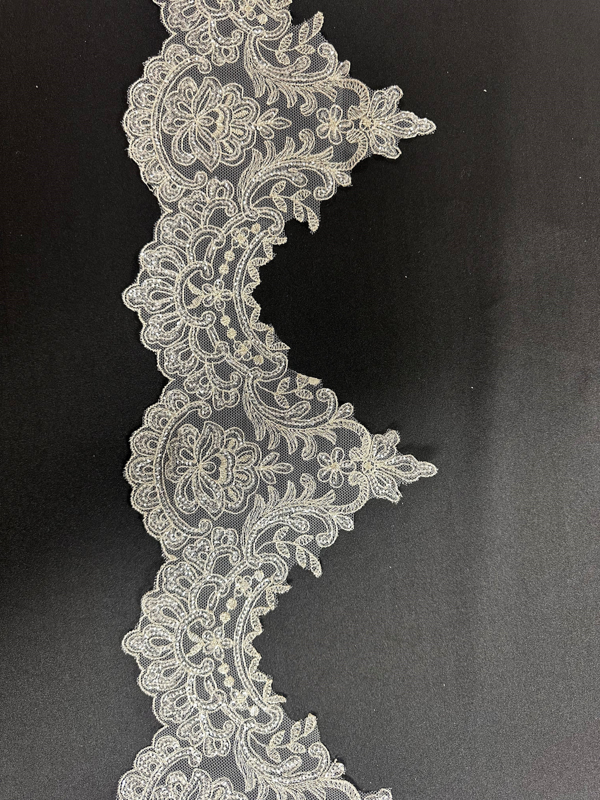 Ivory Sequinned Lace Trim - Ohio