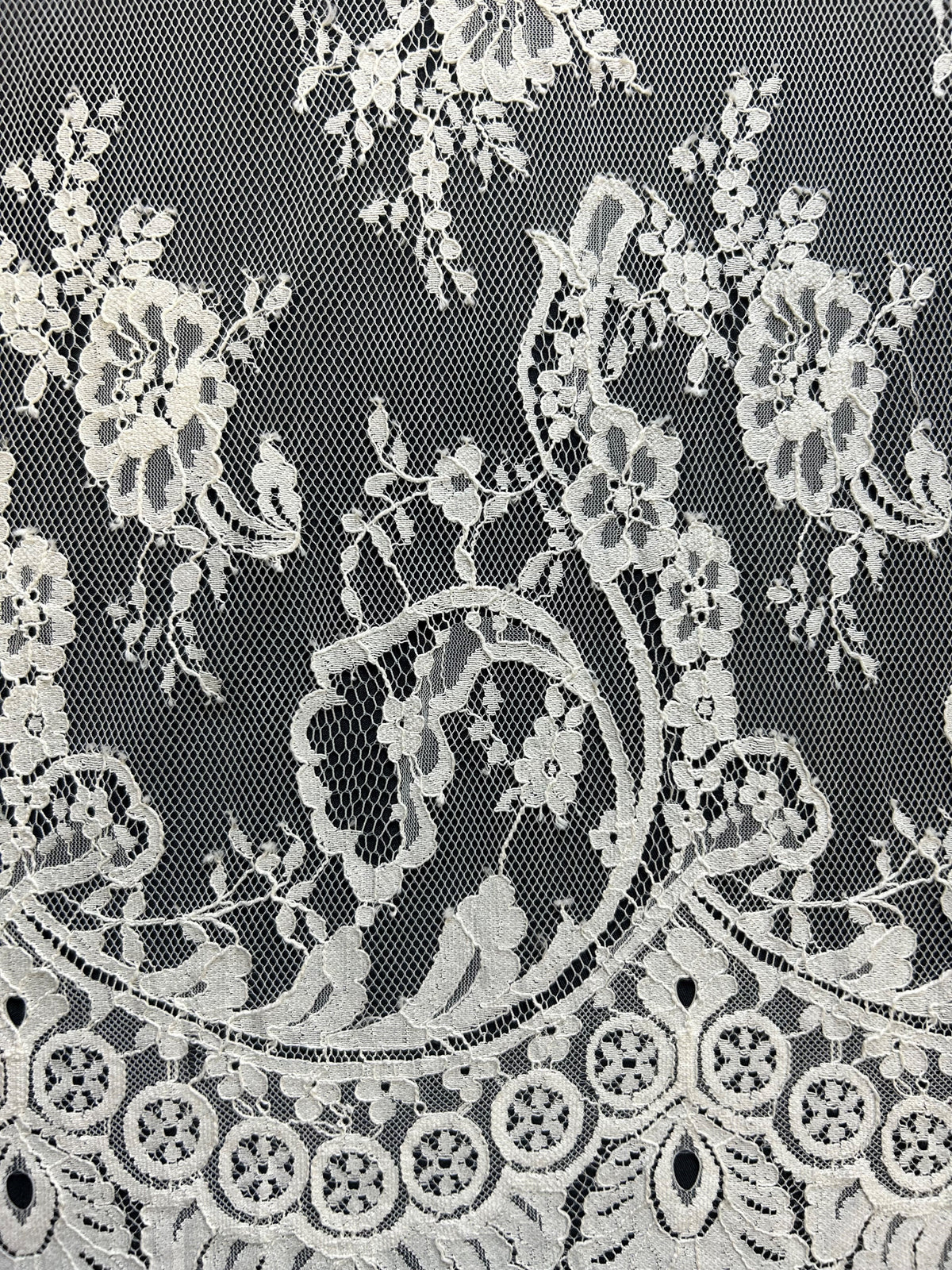 Ivory Raschel Lace - Cassidy