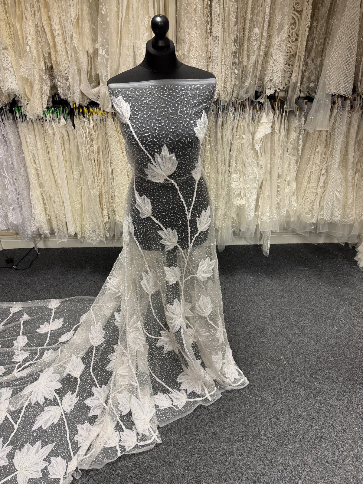 Ivory 3D Flower Lace - Faberge