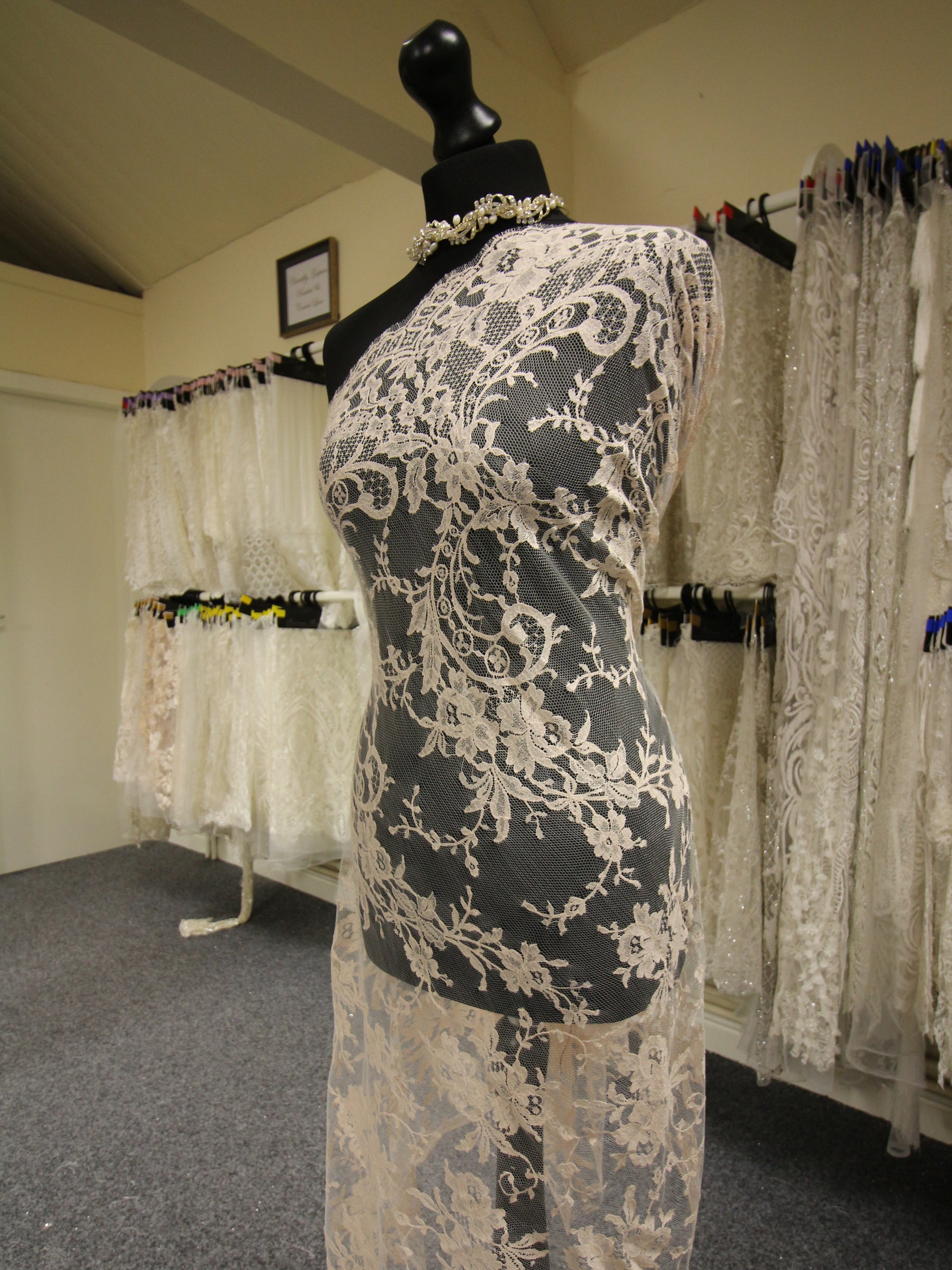 Blush Pink Chantilly Lace - Kate