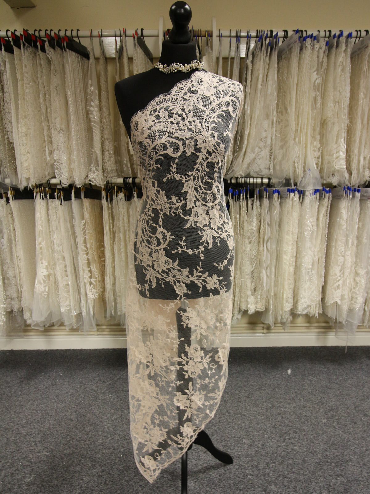 Blush Pink Chantilly Lace - Kate