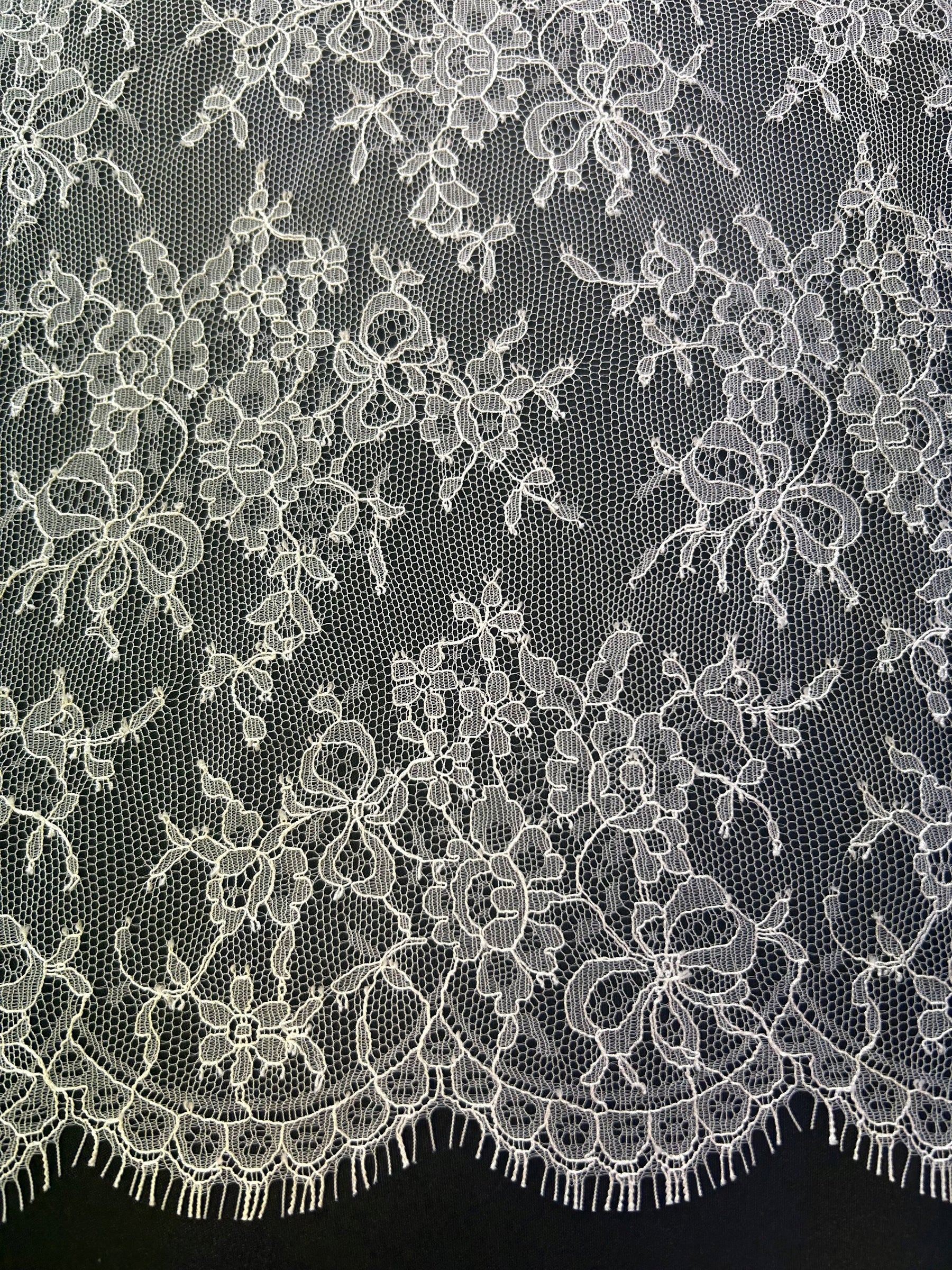 White Chantilly Lace - Francesca