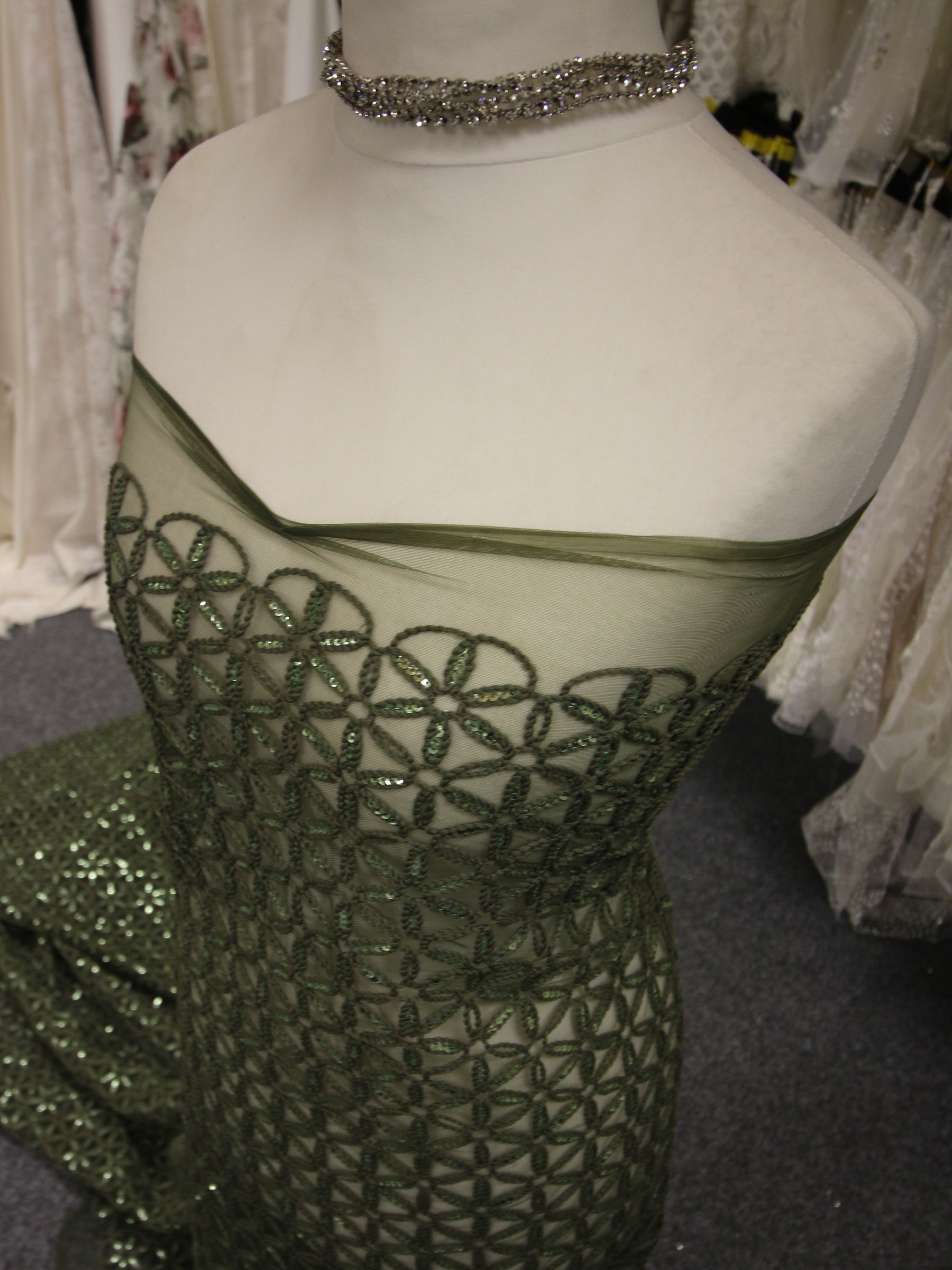 Green Embroidered Lace - Como