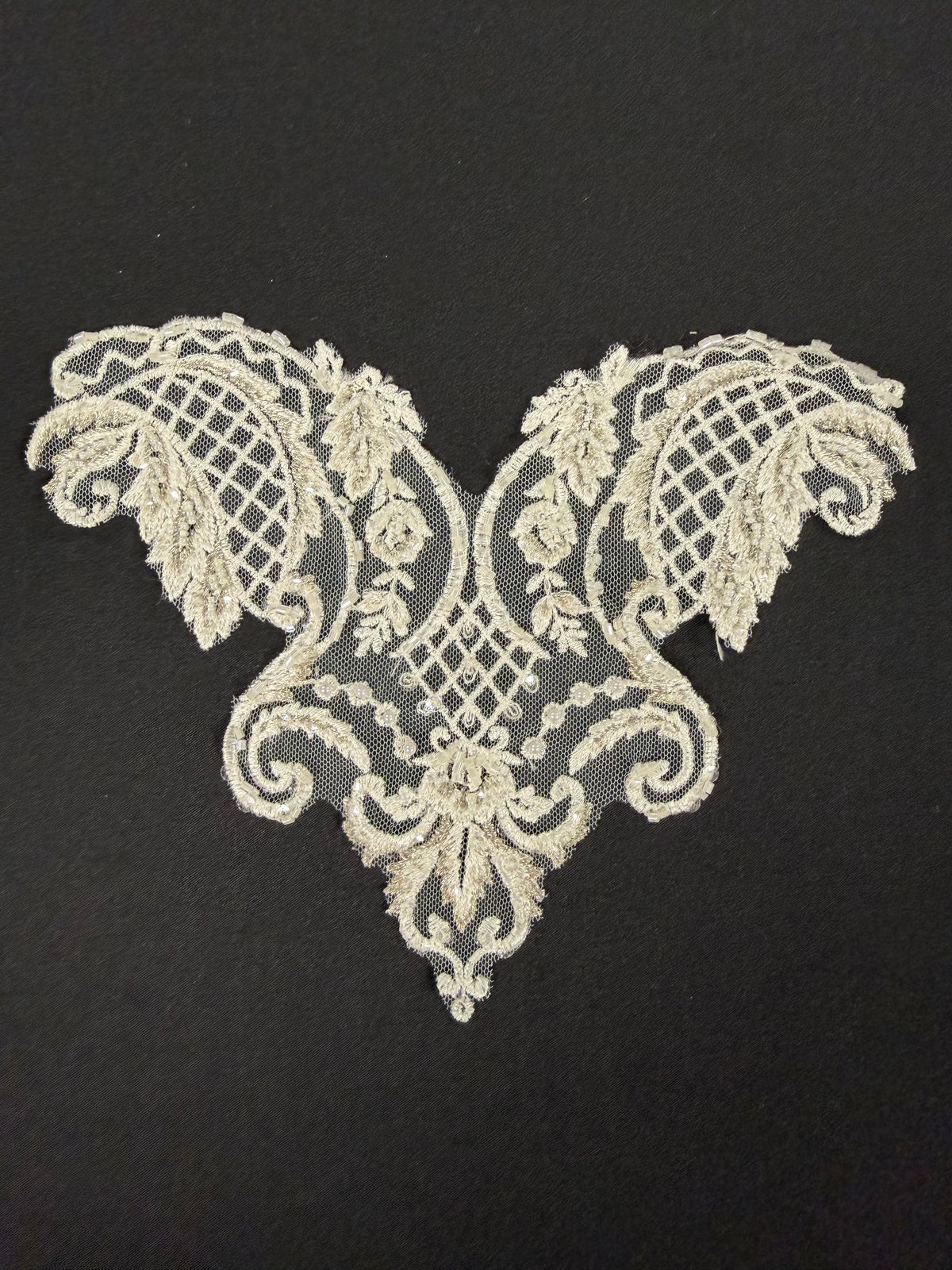 Ivory/Silver Beaded Applique - T566