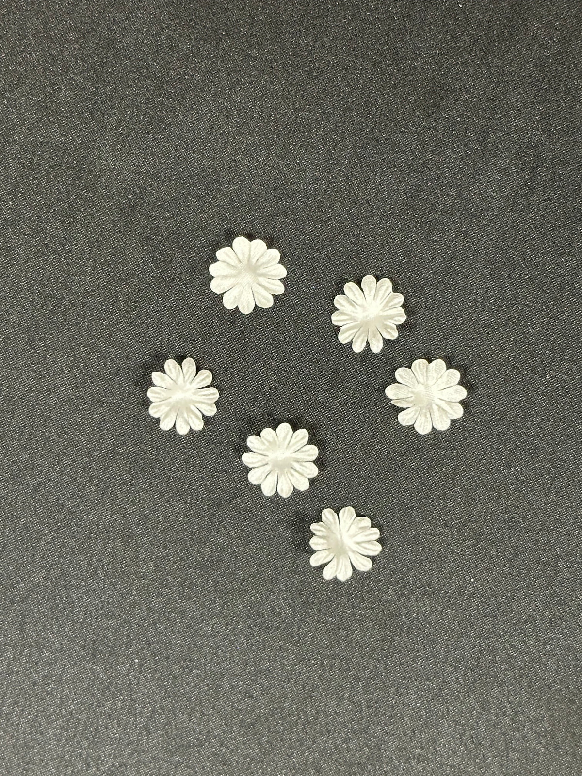 M. Ivory Satin Flowers - M12 (Bag of 144)