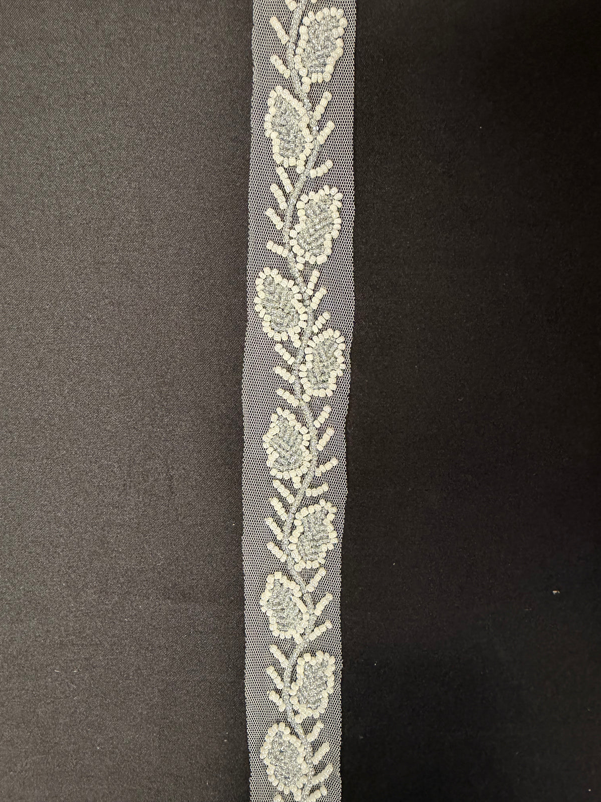 Ivory Beaded Edging - Ivory - EH2018