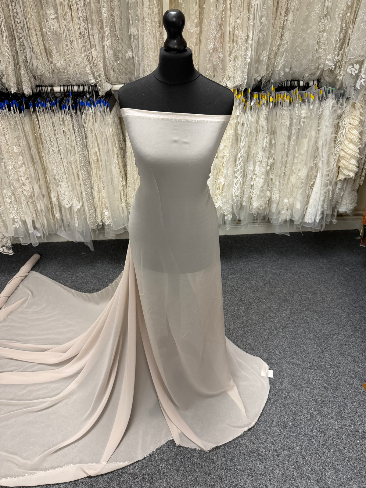 Cappuccino Polyester Georgette - Silhouette