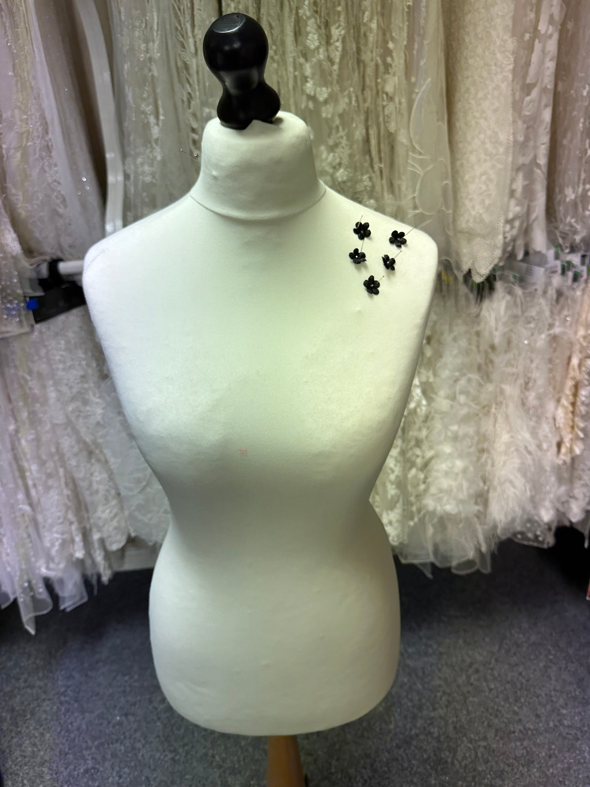 Black Satin Flowers - M10 (Bag of 144)