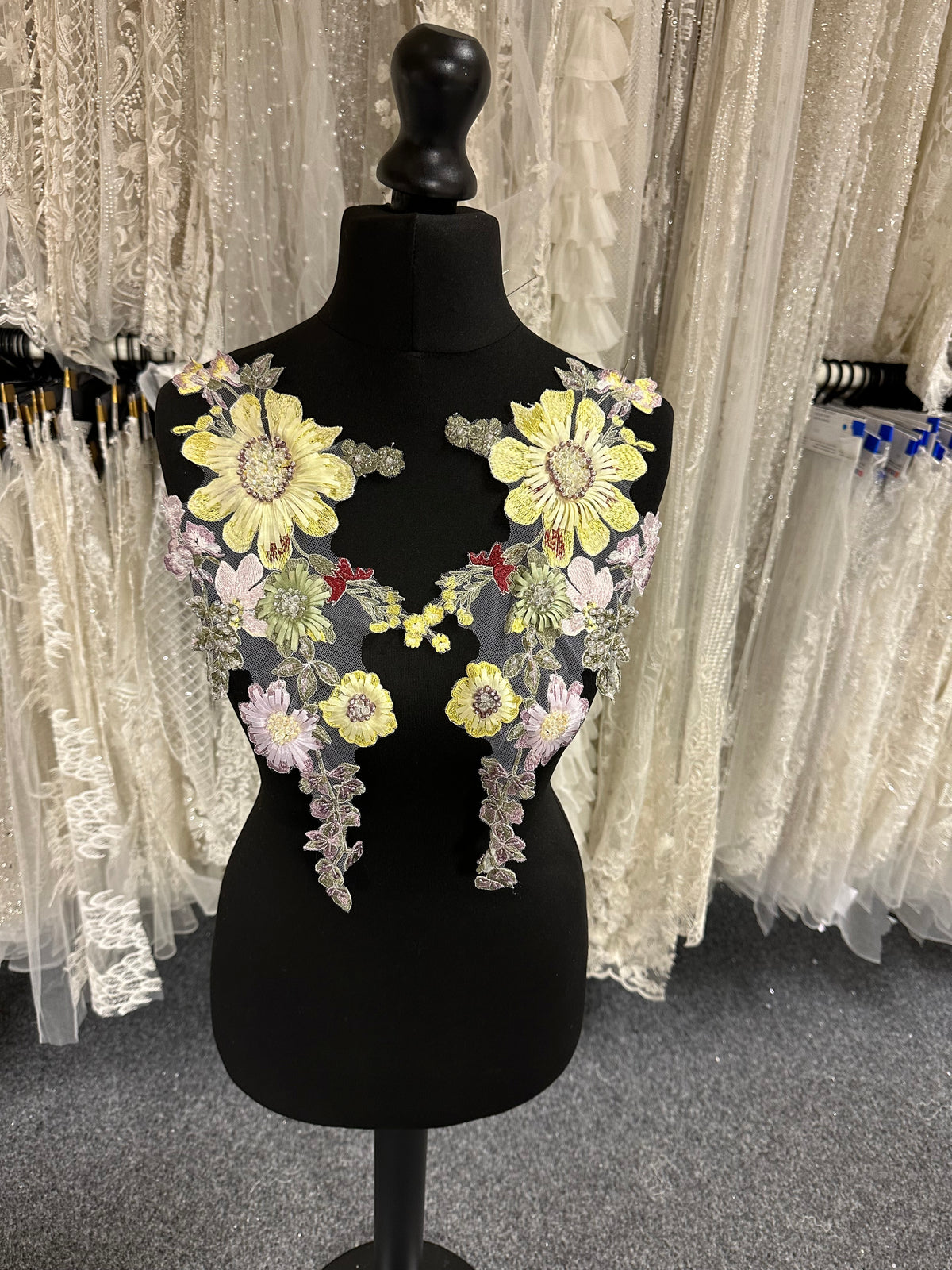 Multicoloured Beaded Lace Appliques - MT4019