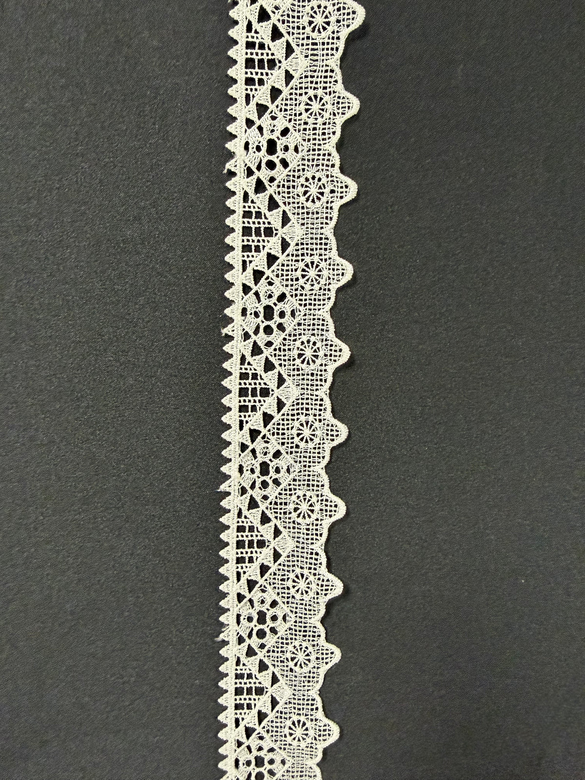 Ivory Edging - EF4001