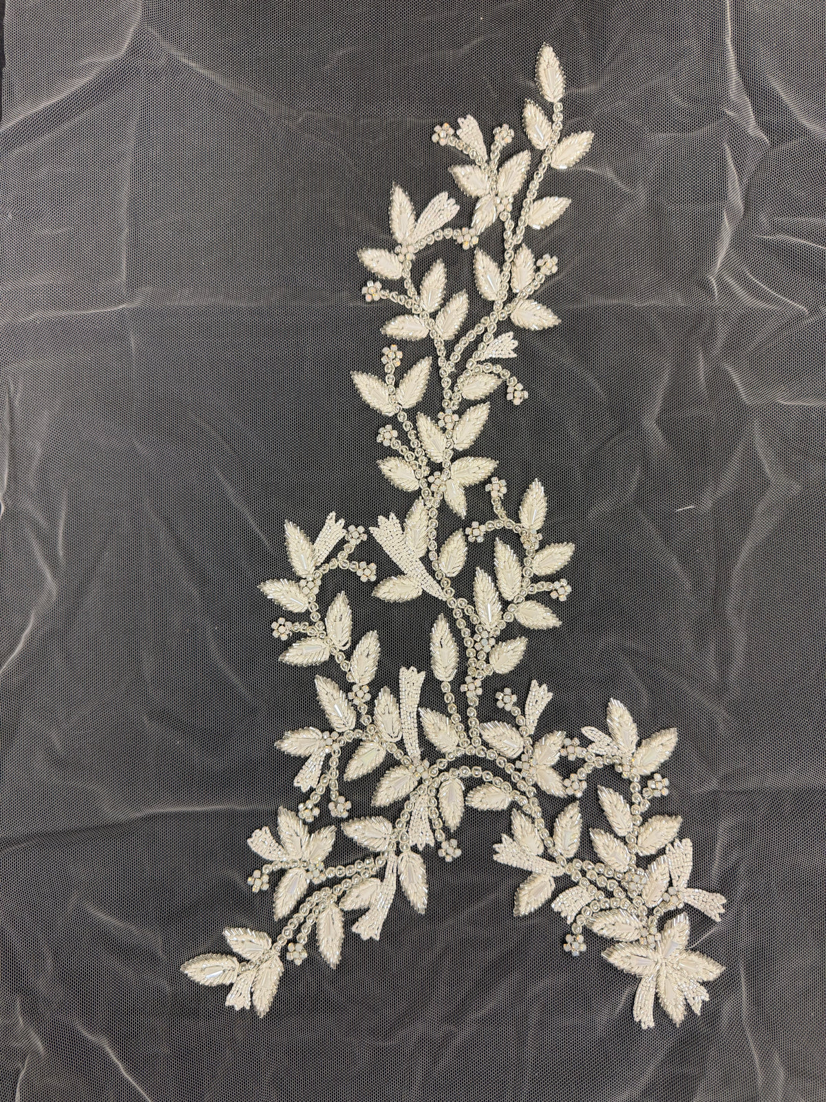 Ivory/Silver Crystal Motif - MH1002