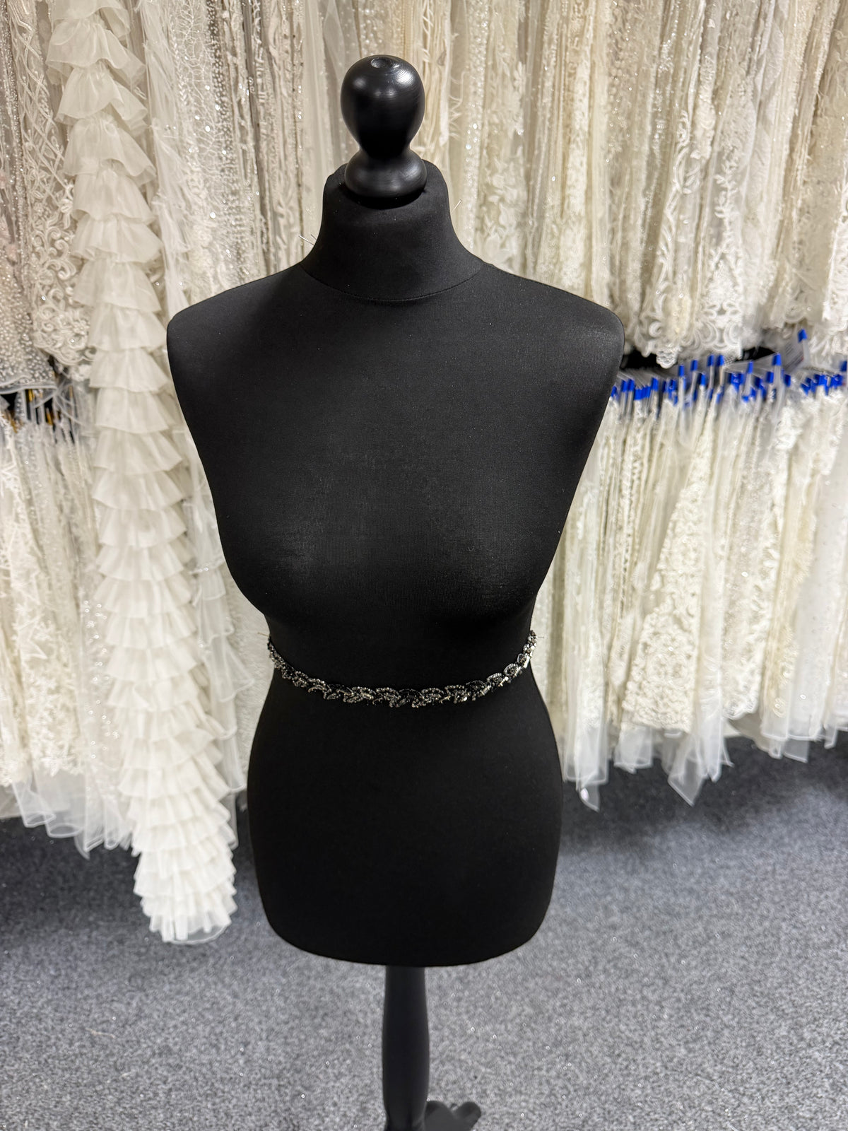 Black/Silver Crystal Motif - MH1004