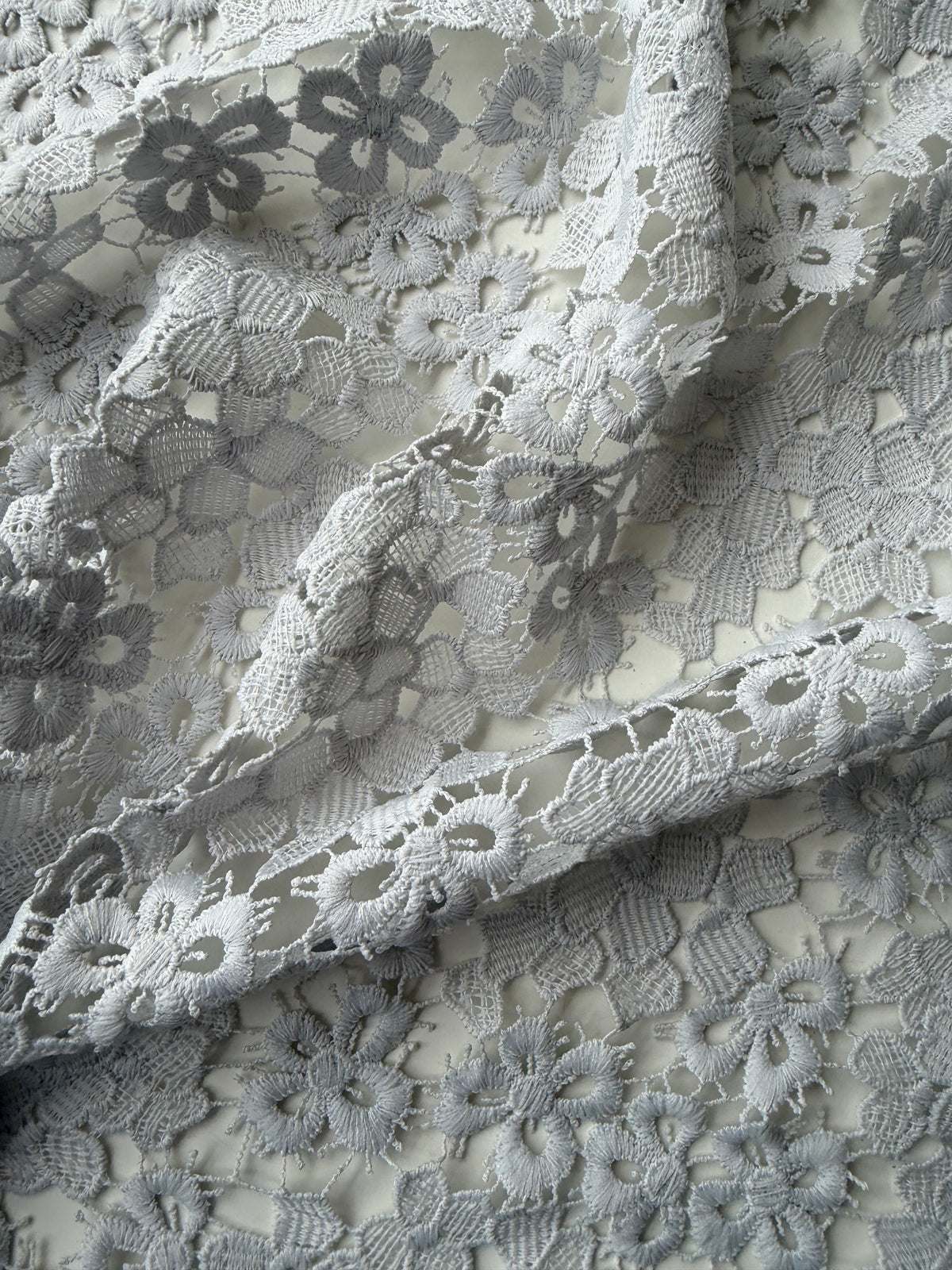 Silver Guipure Lace - P801