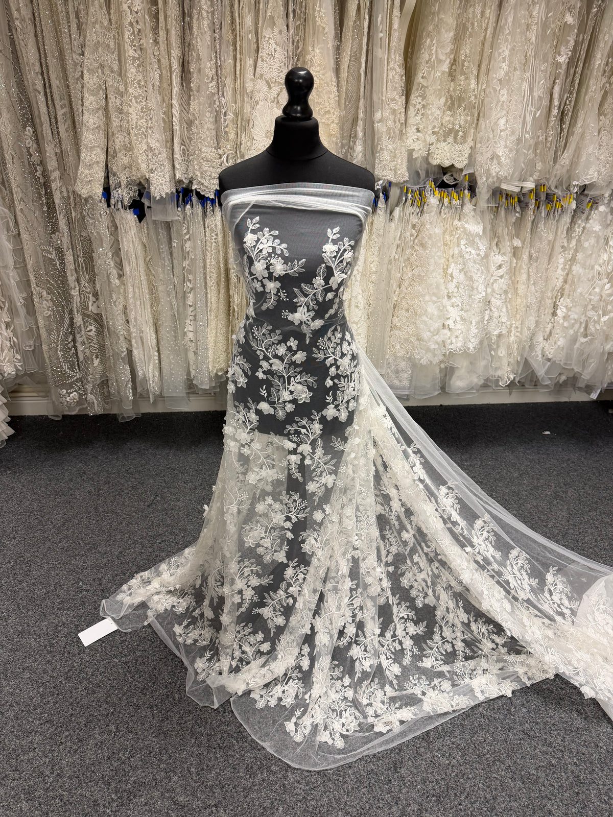 Ivory 3D Lace - EB3054