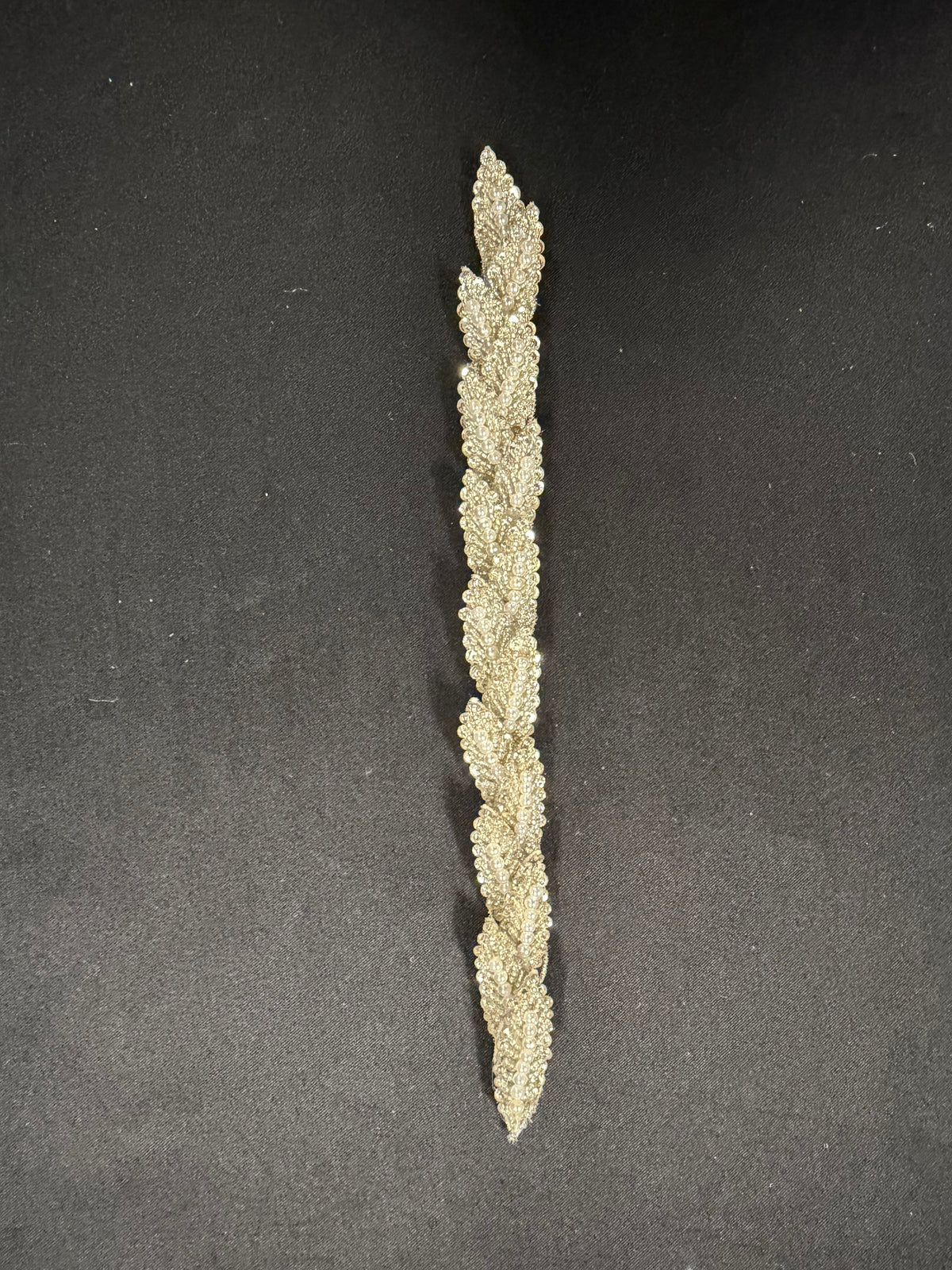 Ivory Beaded Motif - MH3010