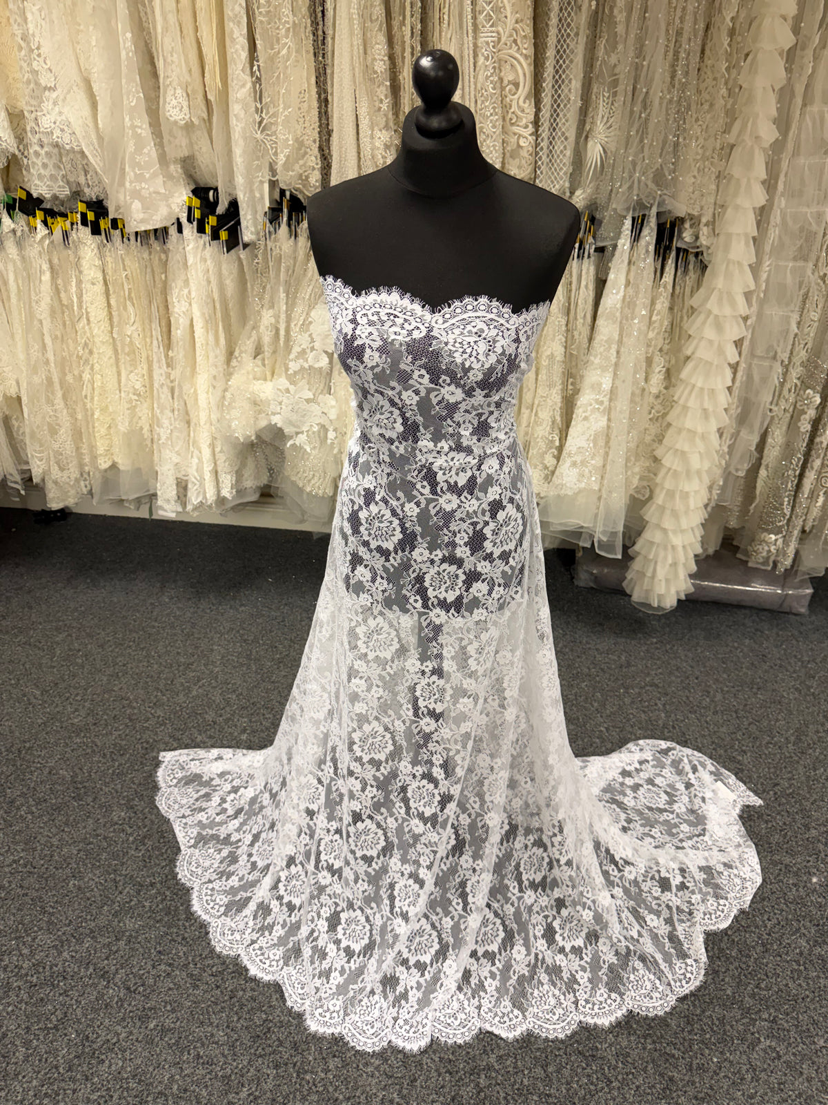 White Raschel Lace - LA1005