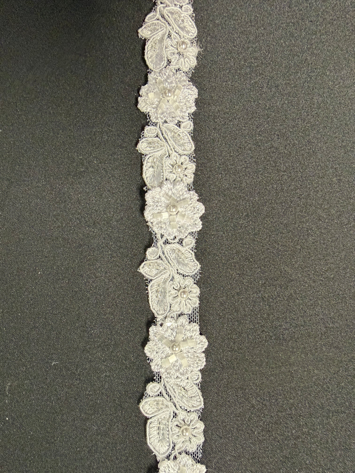White Beaded Flower Trim - T826