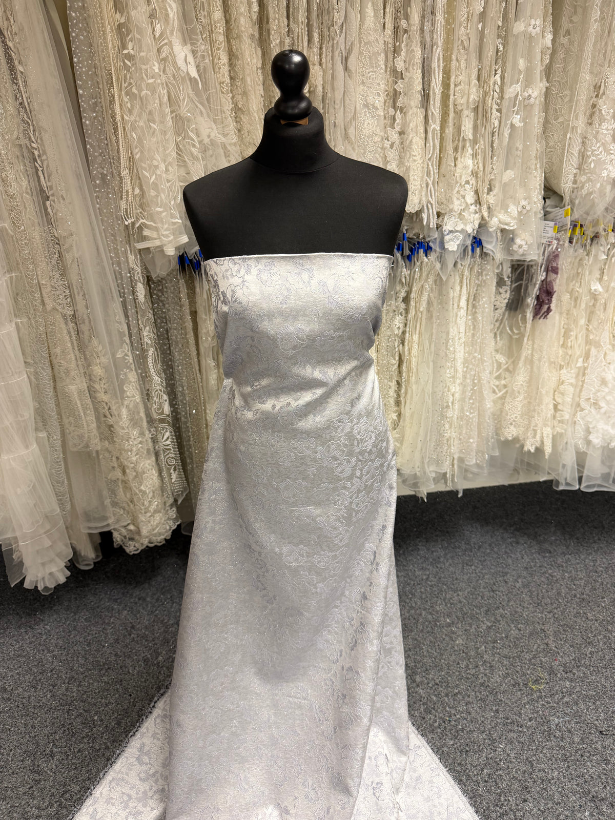 Silver Brocade - BR1002