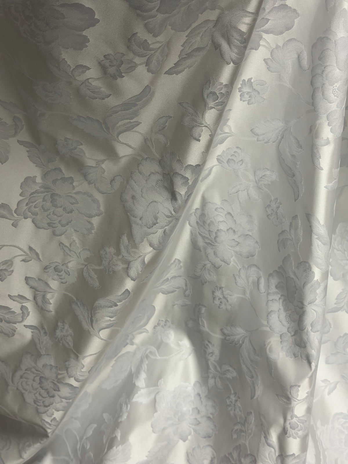 White Italian Jacquard - P666