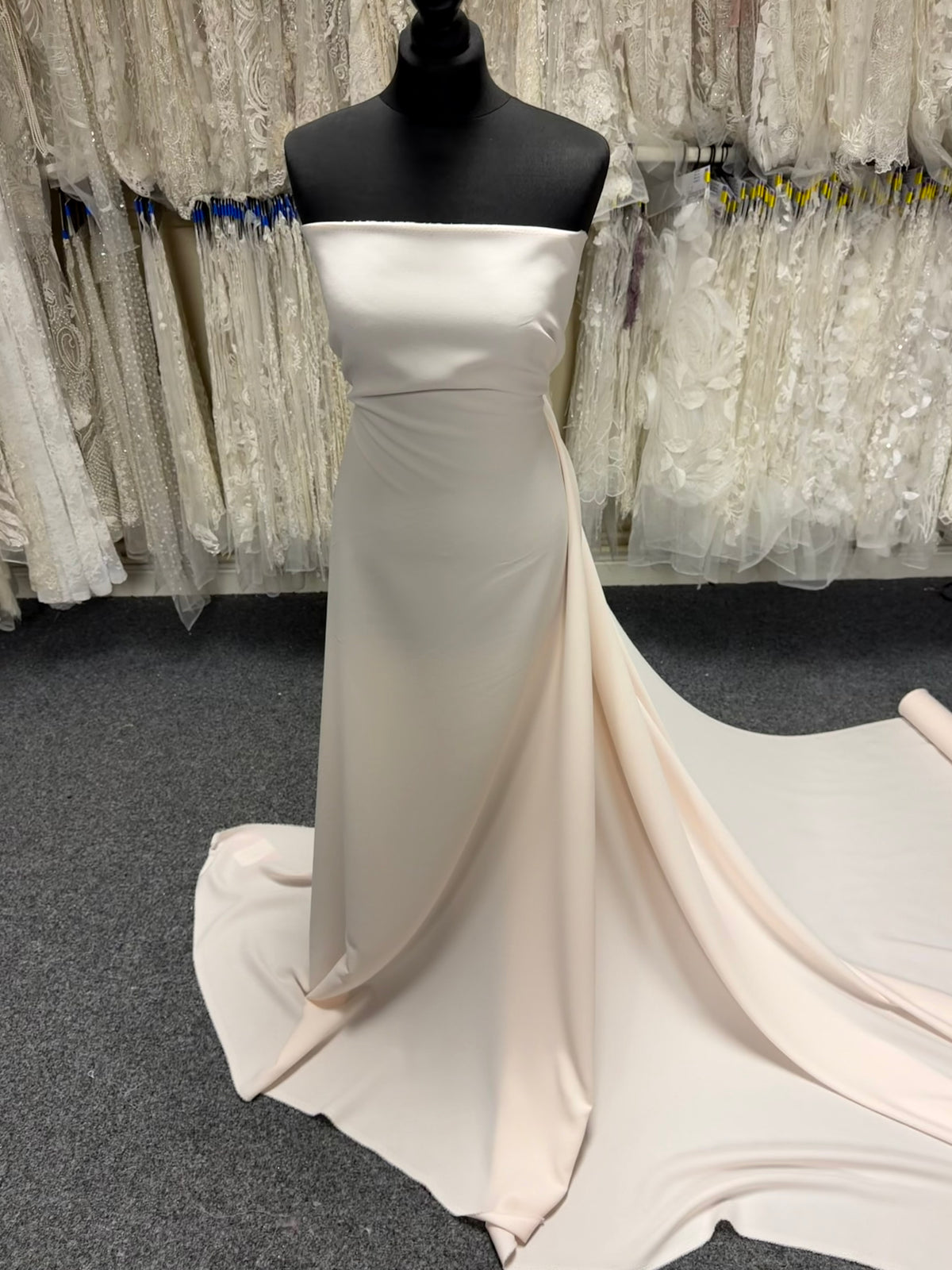 Shell Pink M/Wt Poly Crepe - P59