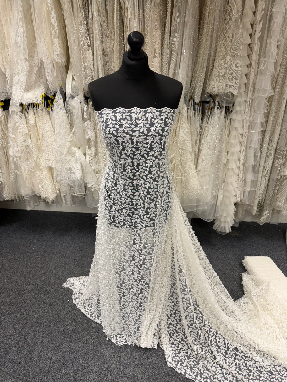 Ivory Embroidery Lace - EB5050