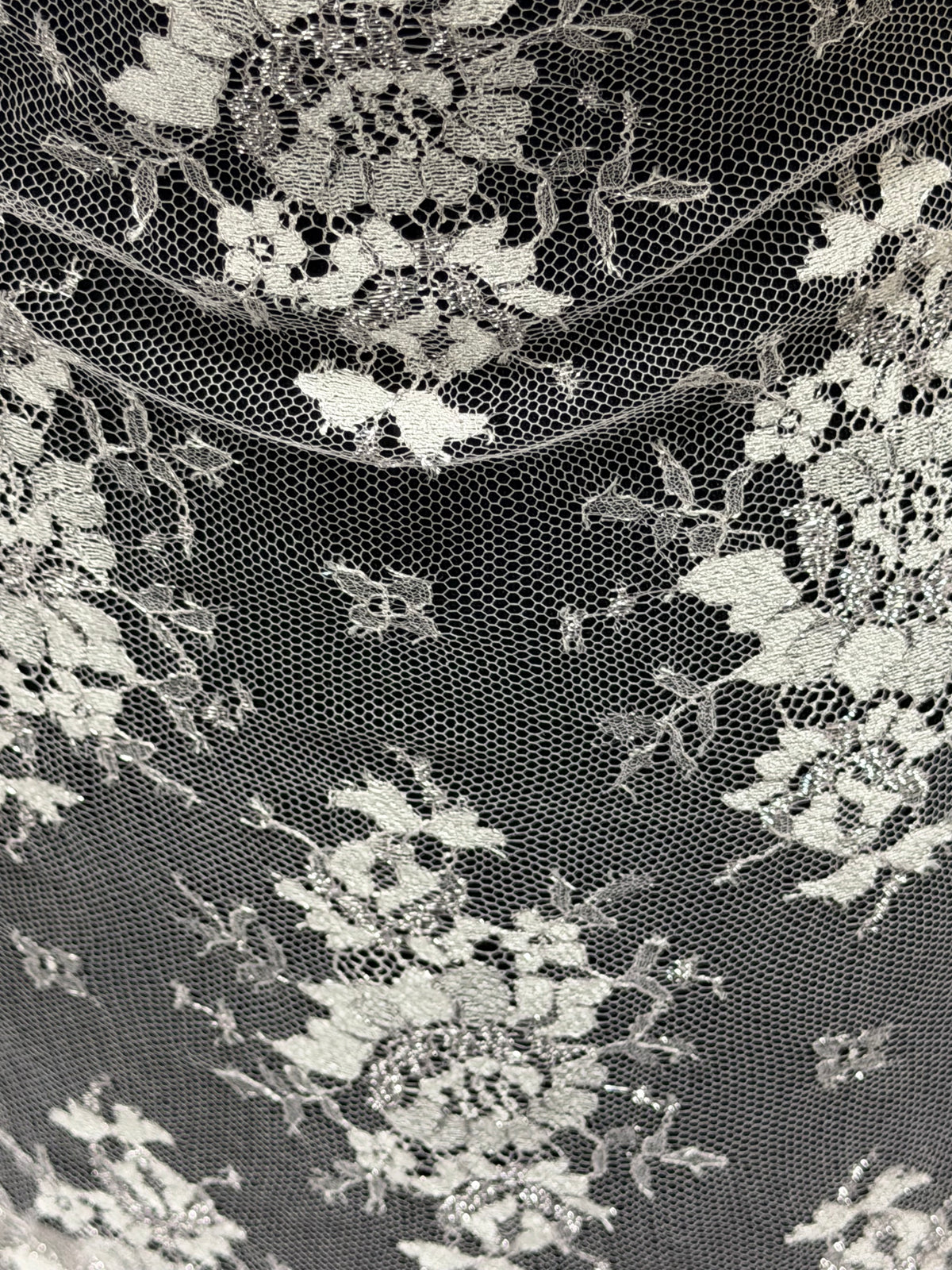 Dusty Rose & Silver Chantilly Lace - P186