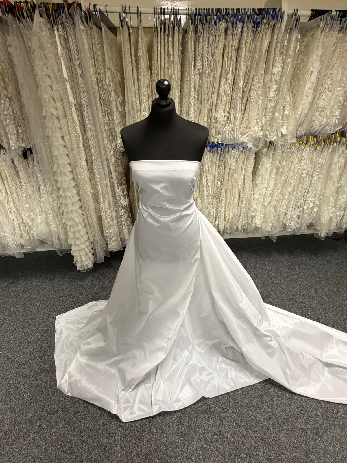 White Polyester Taffeta - Elegance