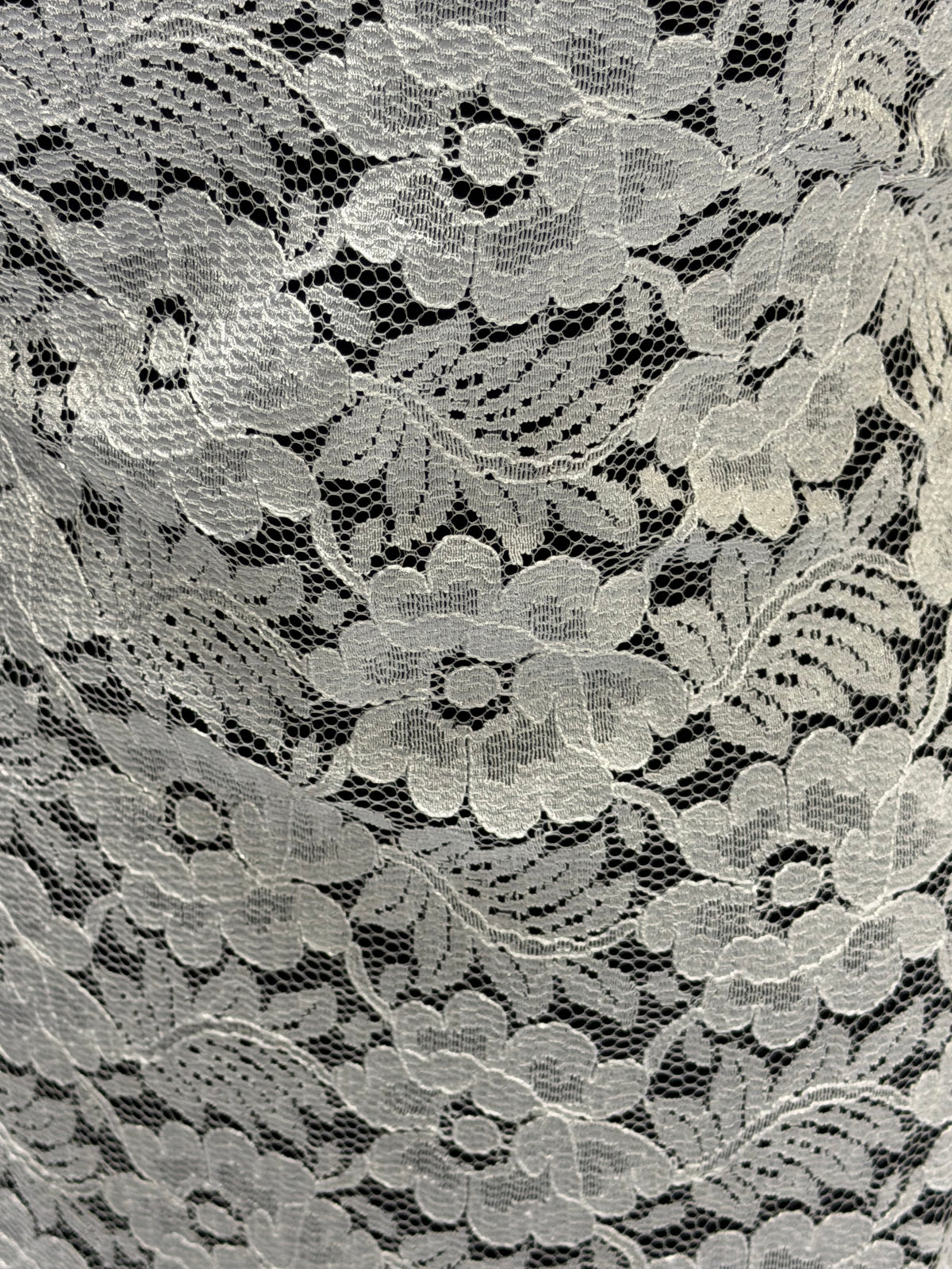 White Floral Lace - P199