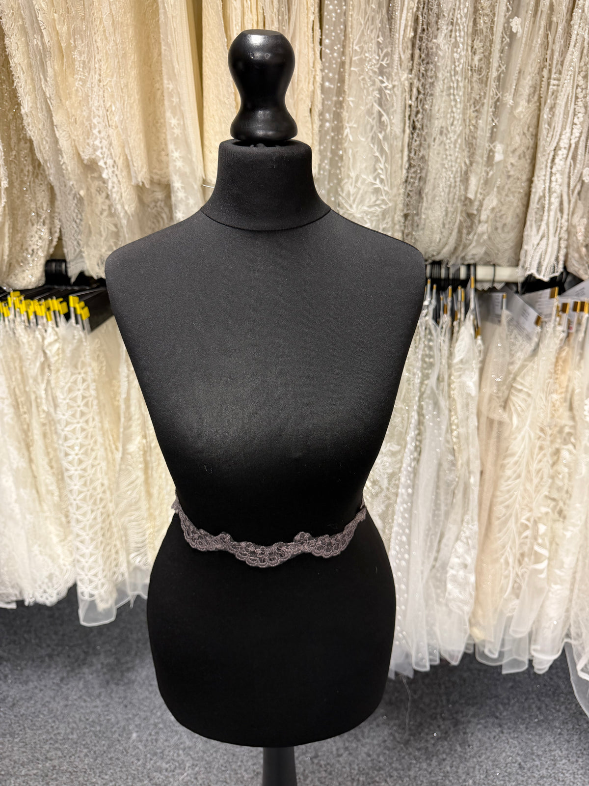 Taupe Corded Sequin Edging - T713