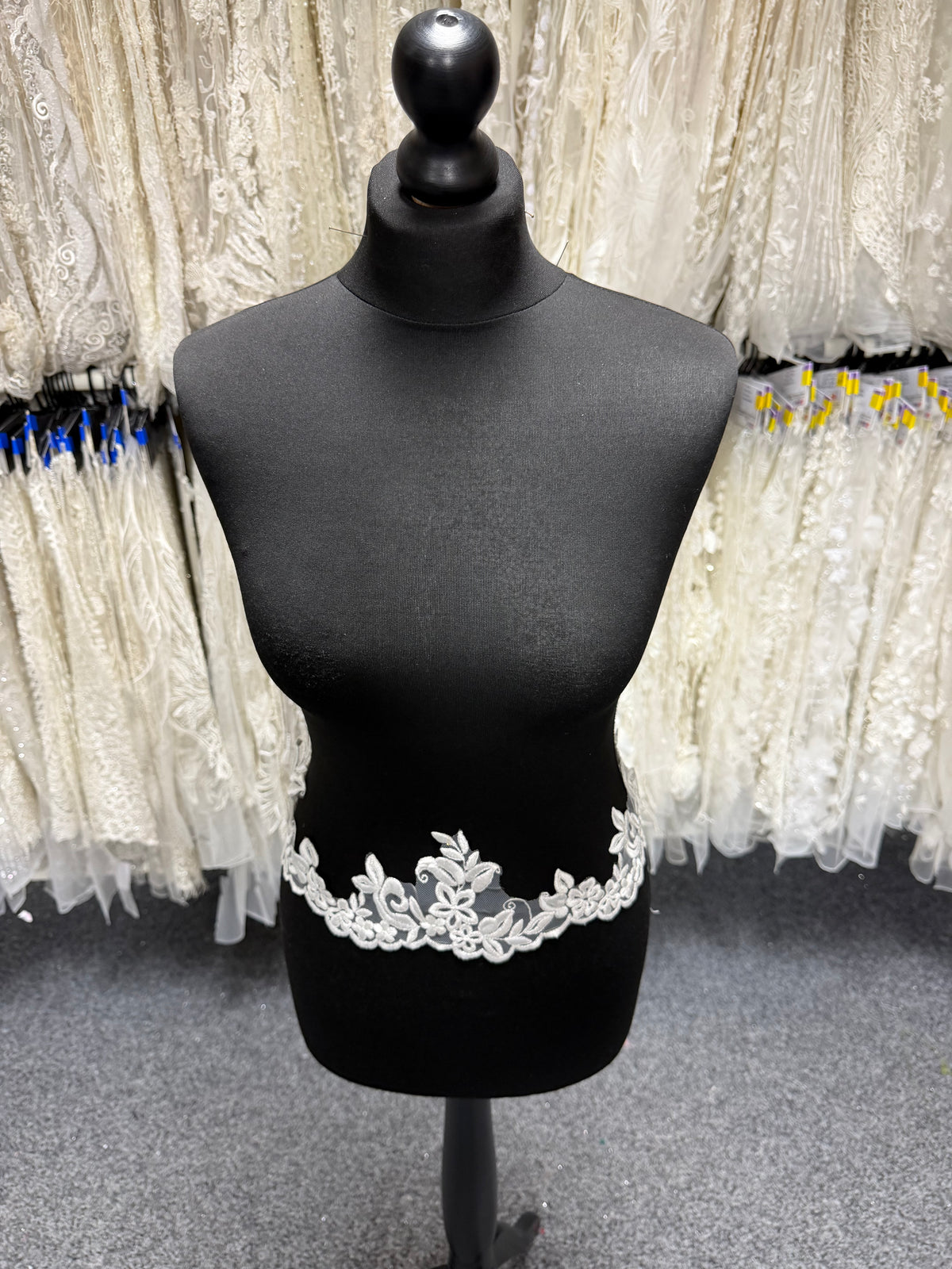 Ivory Embroidered Edging - T688