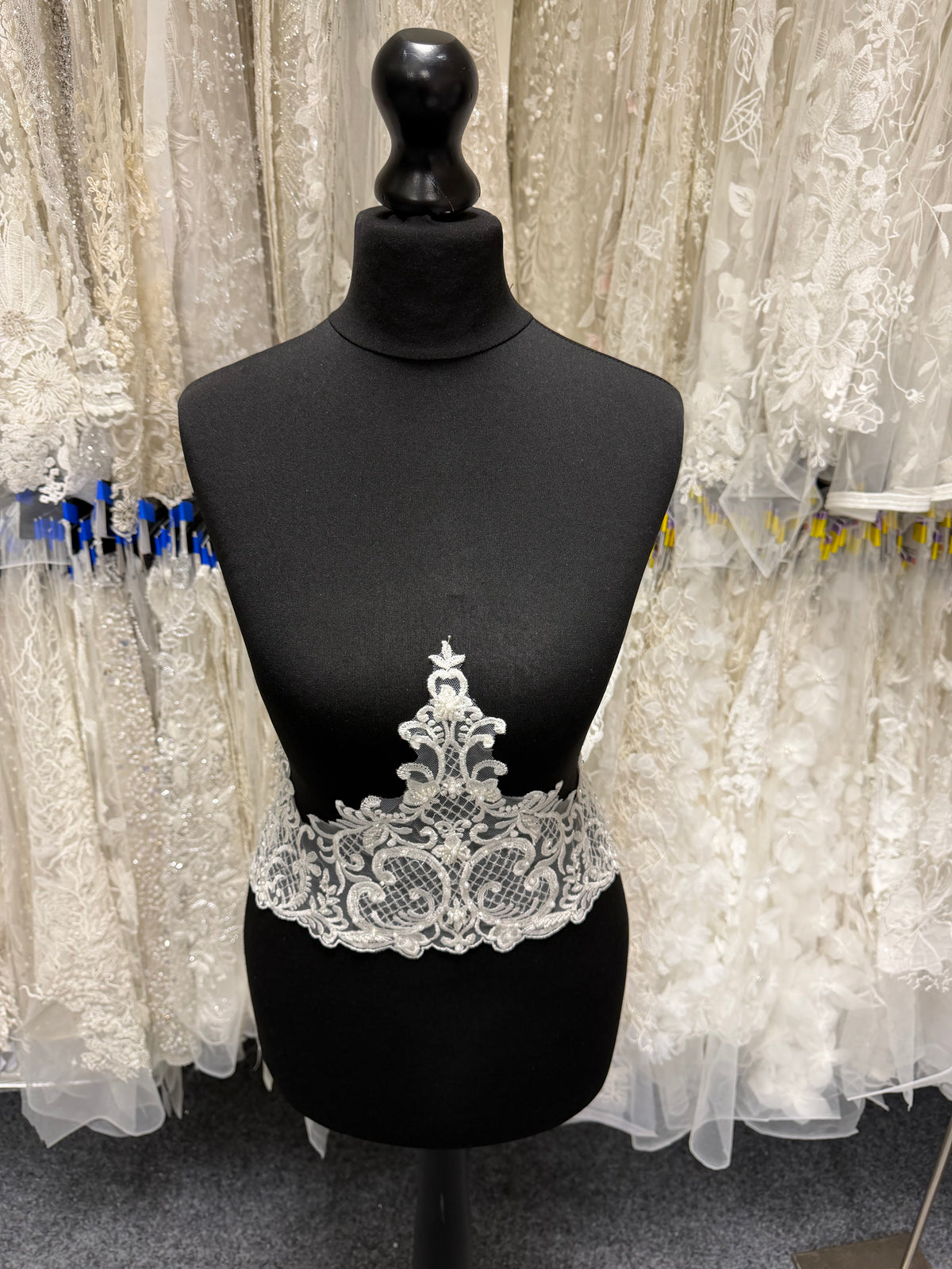 Ivory Beaded Lace Trim - T839