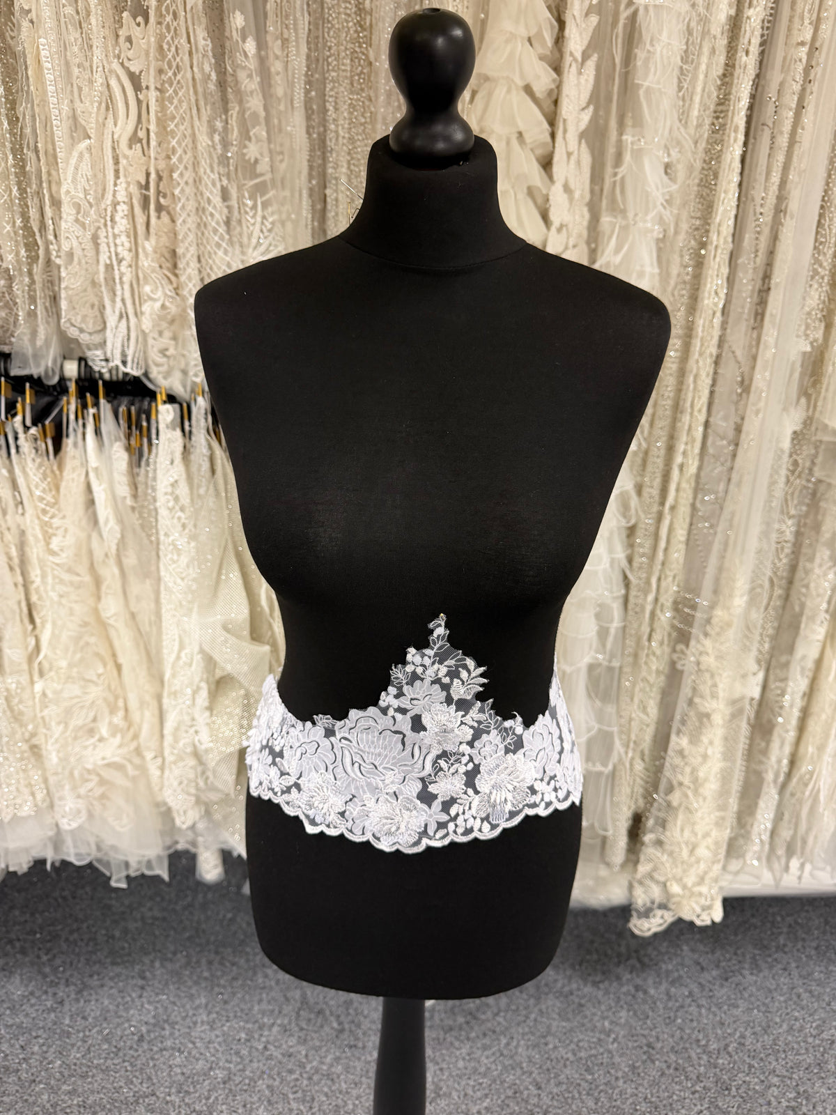 White Laser Lace Trim - T933