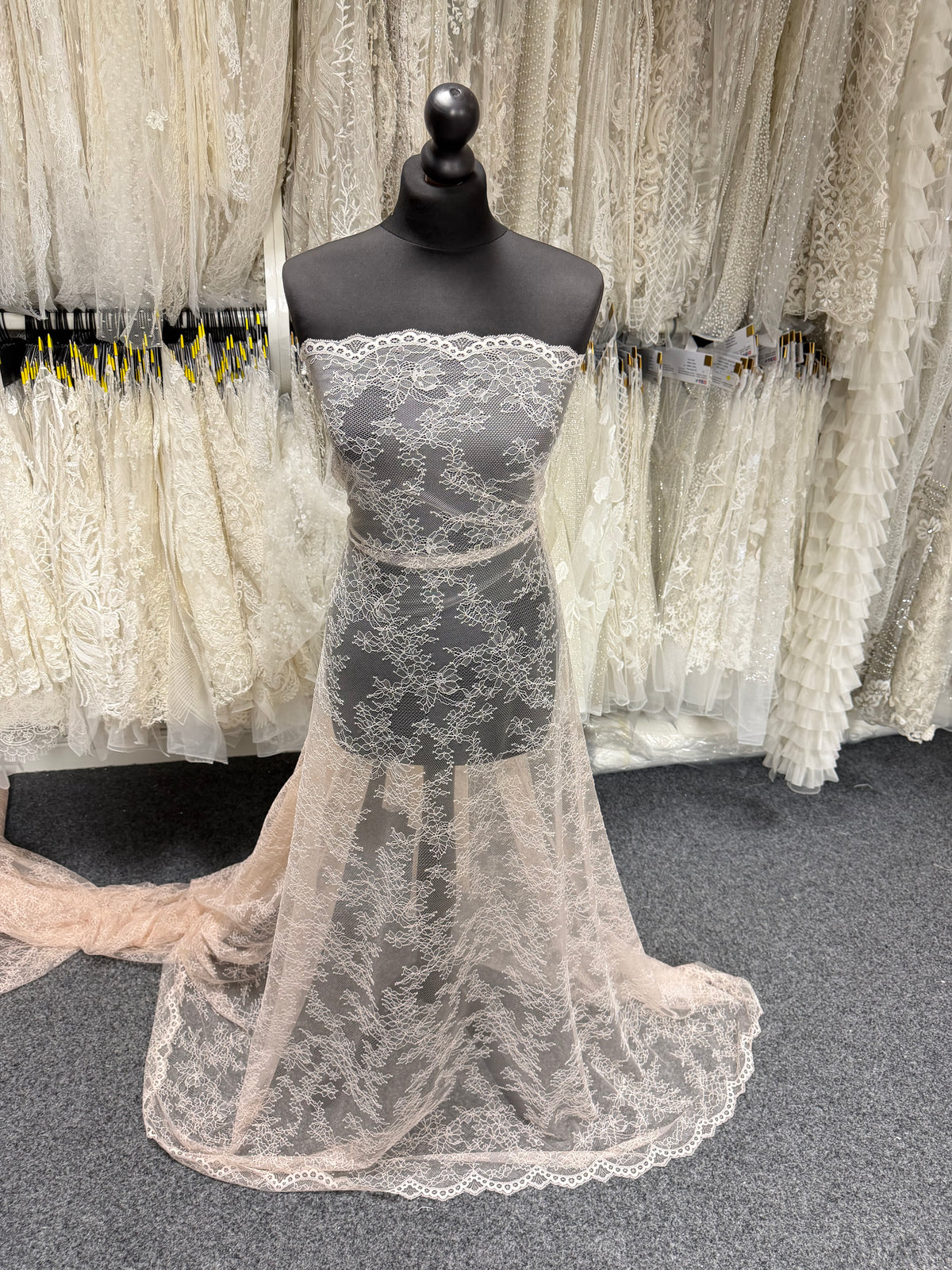 Rose Pink Raschel Lace - Rome