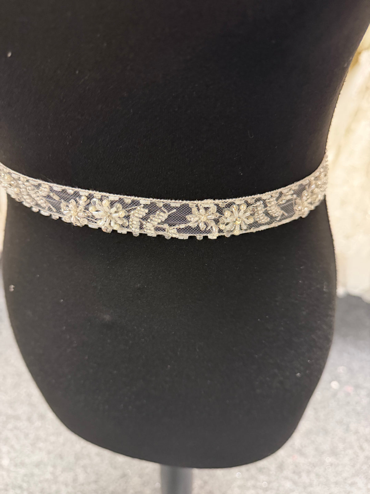 Ivory Beaded Sequin Edging - T166