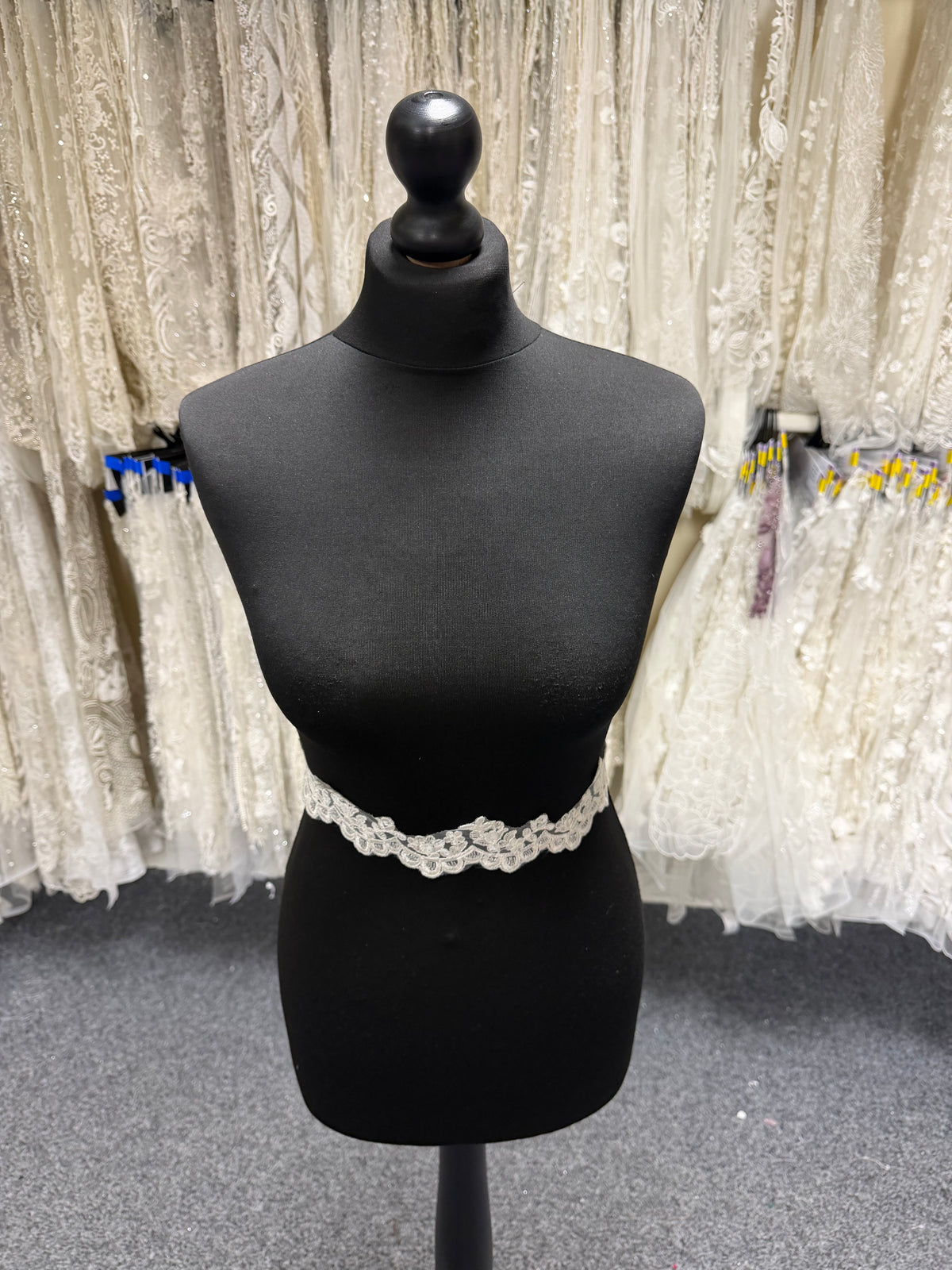 Ivory Embroidered Beaded Sequin Edging - T138