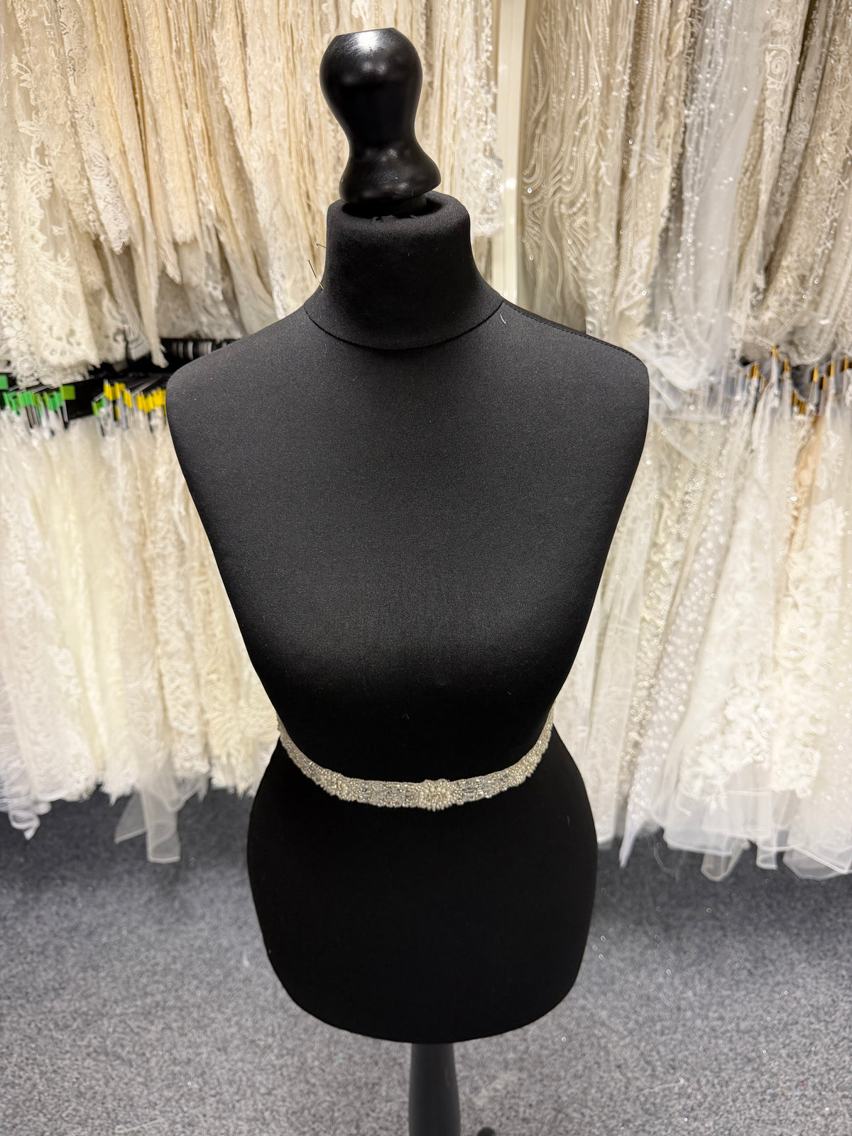 Ivory/Crystal Crystal Beaded Sequin Edging - T194