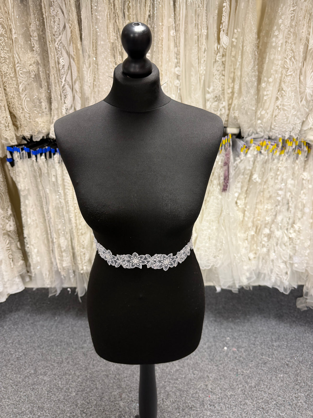 White Beaded Sequin Edging - T12