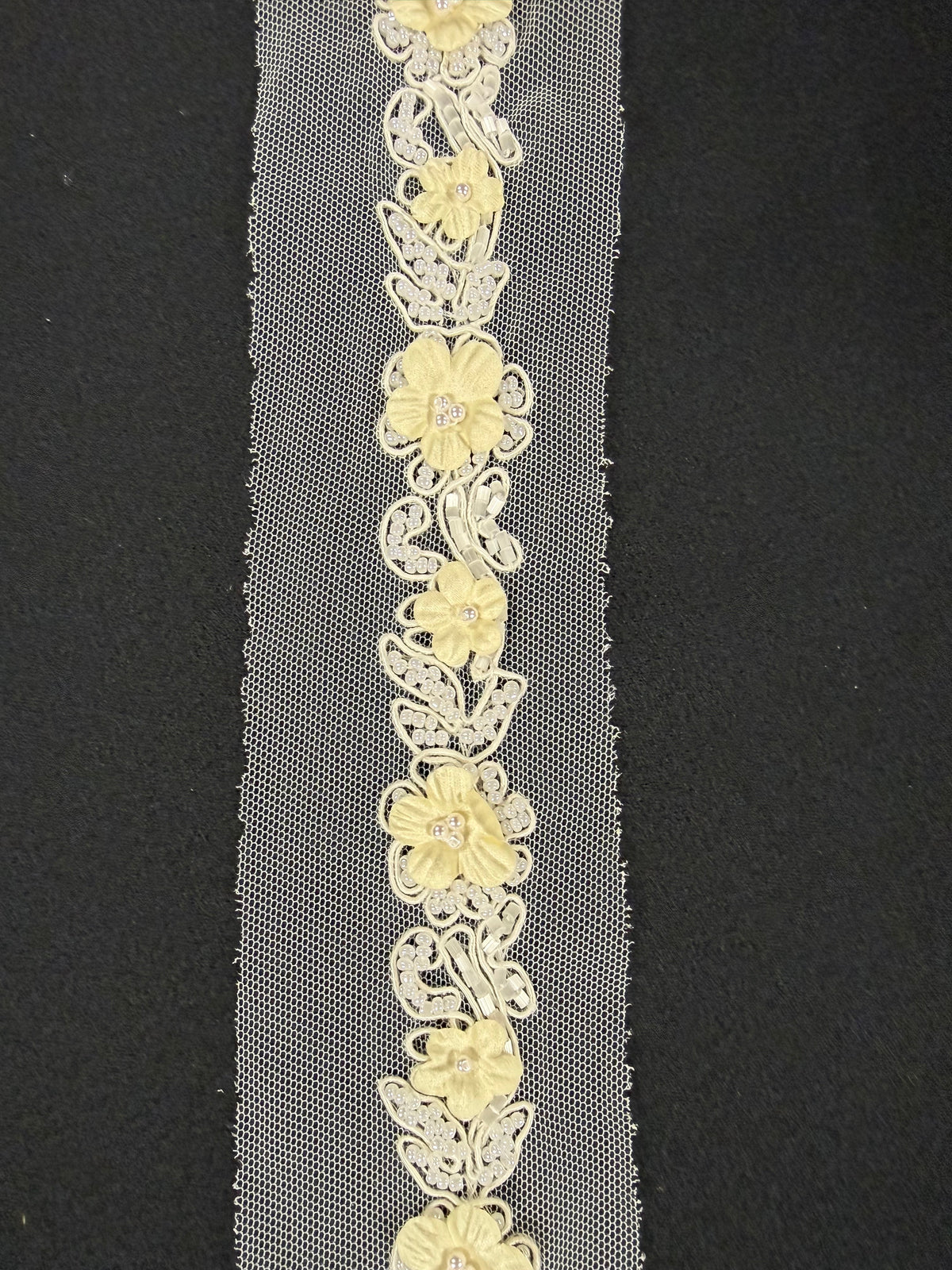 Light Gold Beaded Edging - T51