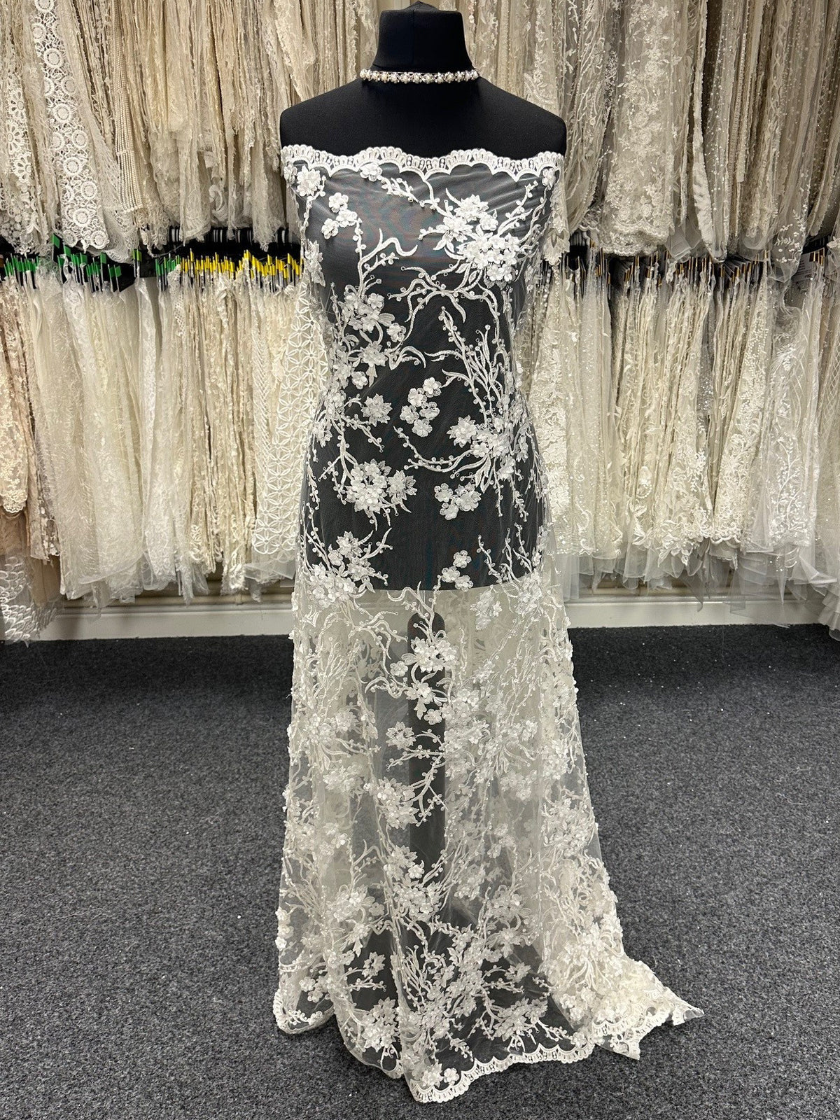 Ivory 3D Lace - Brodie